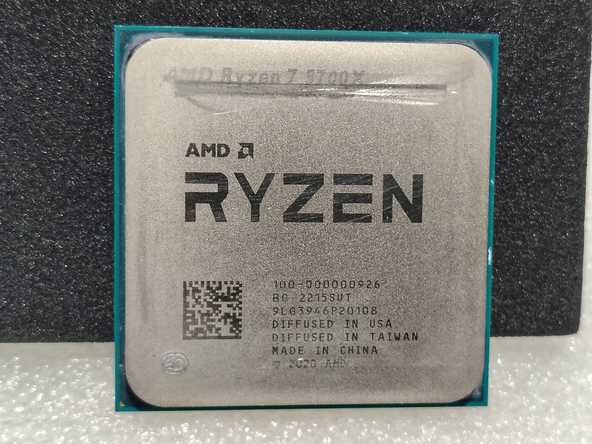 Ryzen 7 5700X - AMD