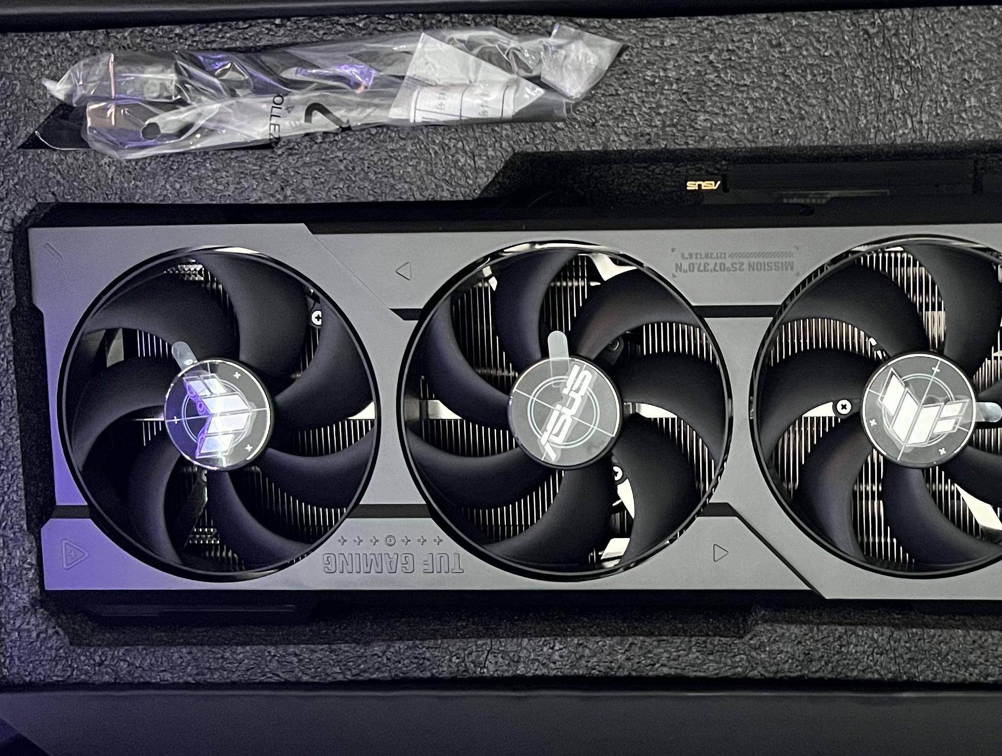 Mint Condition ASUS TUF RTX 4090