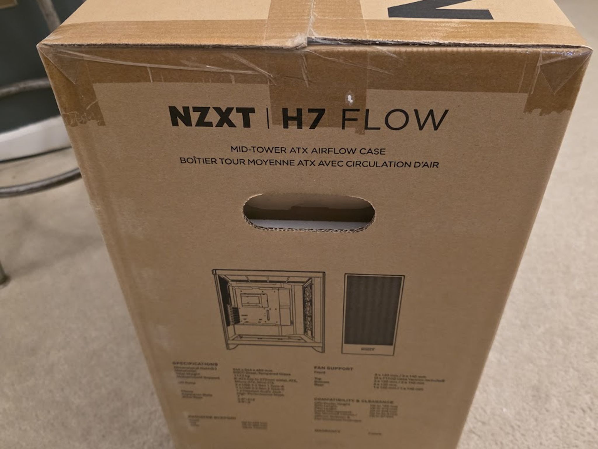 NZXT H7 Flow (2024) Tempered Glass ATX Mid-Tower Computer Case - White