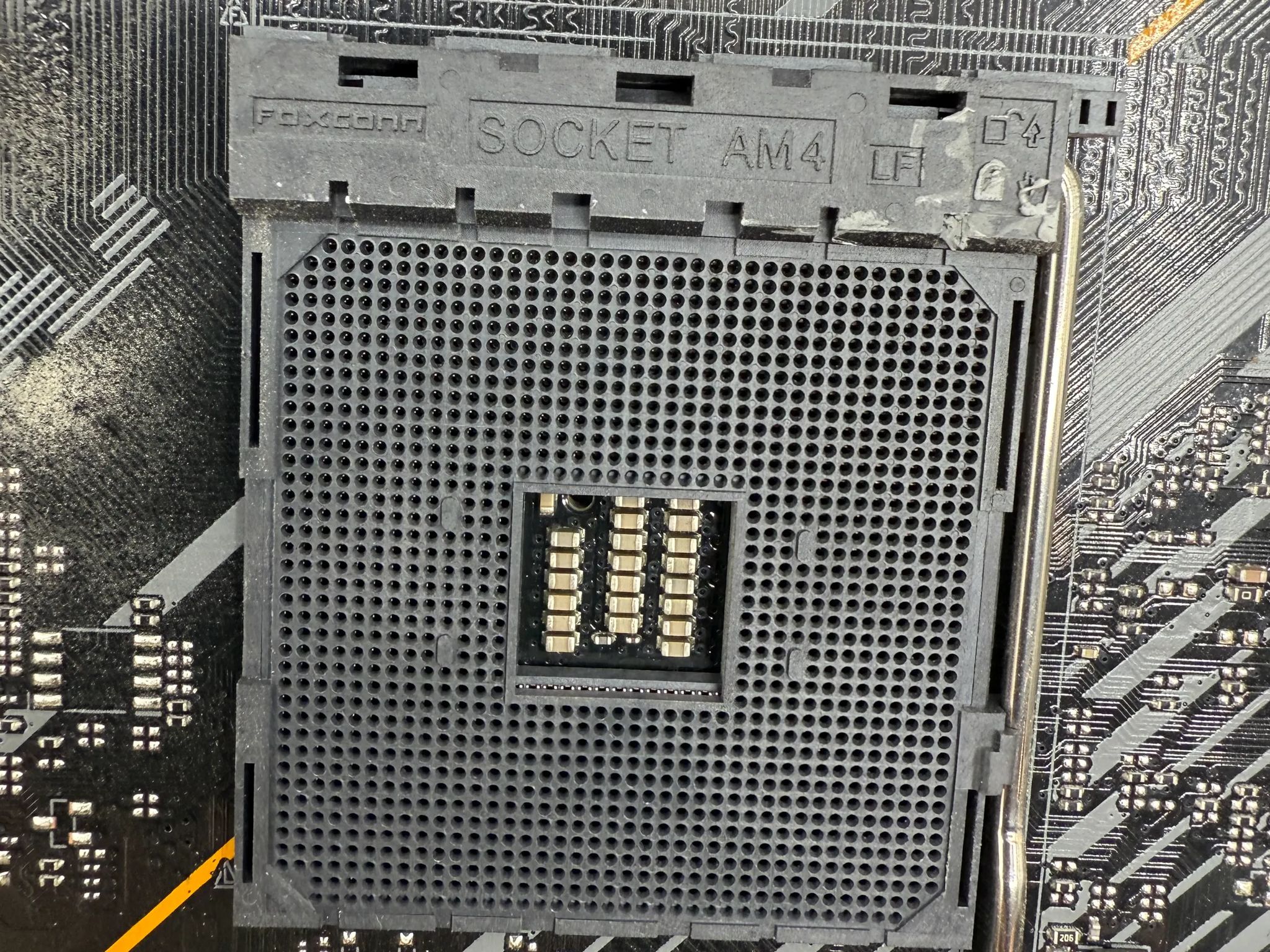 ASUS AM4 TUF Gaming x570-Plus (Wi-Fi)  PCIe 4.0, Dual M.2