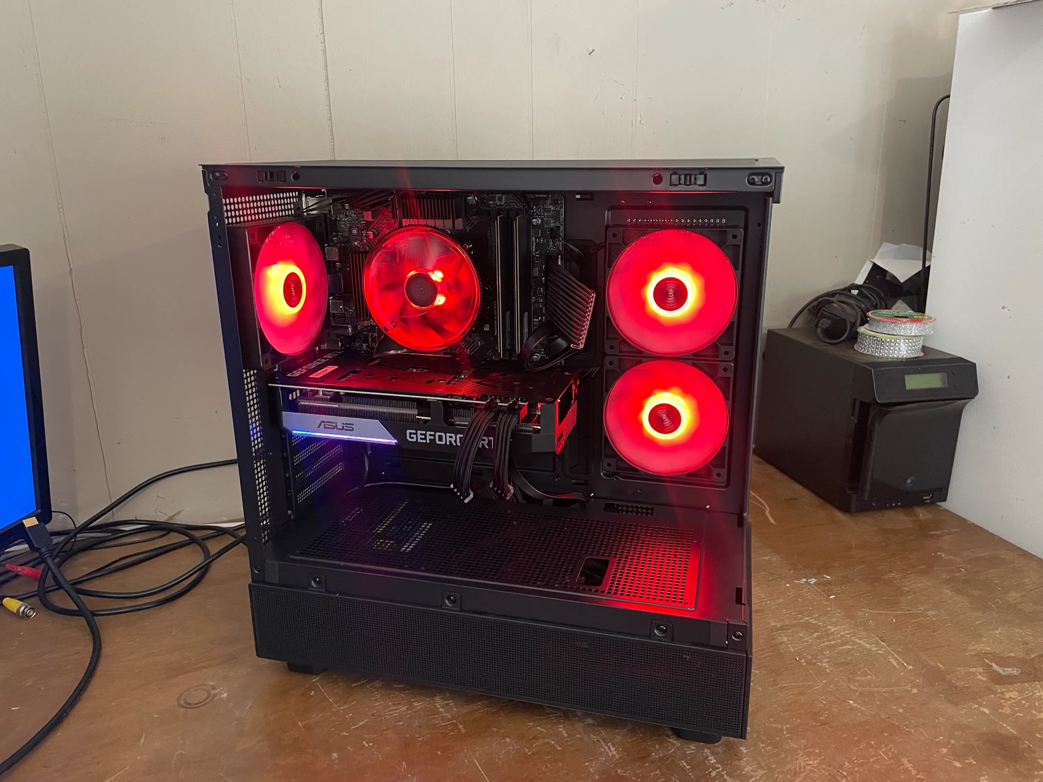 Fish Tank RTX Gaming PC |i5-13400f|2TB M.2|Geforce RTX 3070|32GB Ram