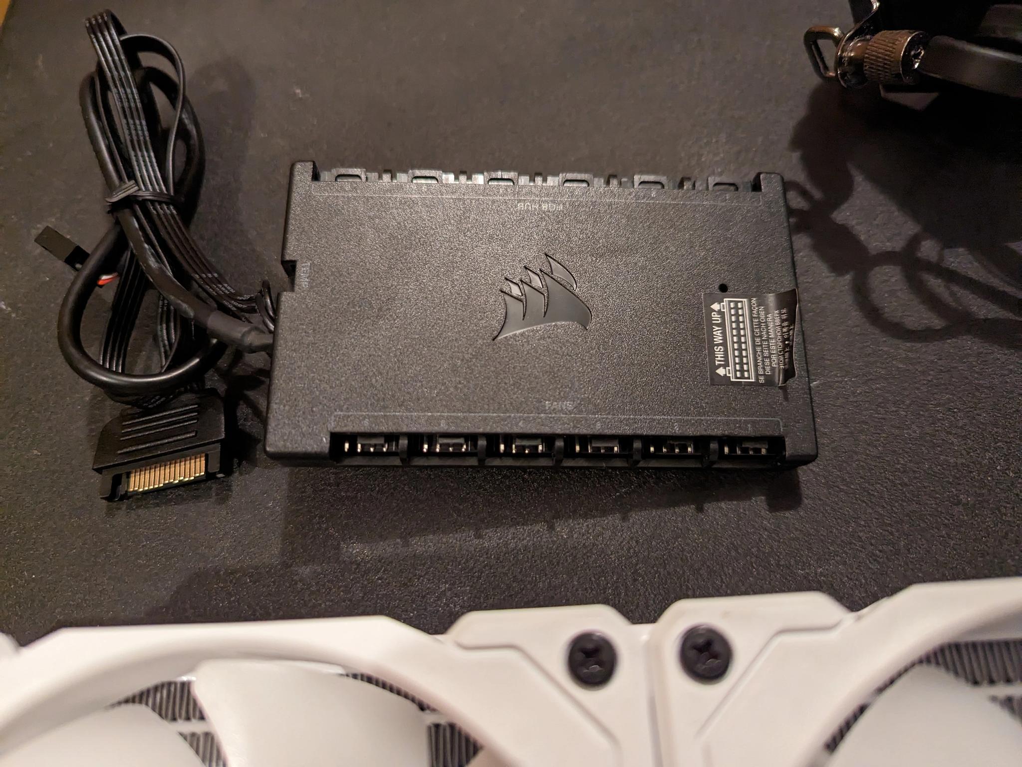 Corsair H150i ELITE CAPELLIX 360mm AIO with iCUE - White - AMD Only