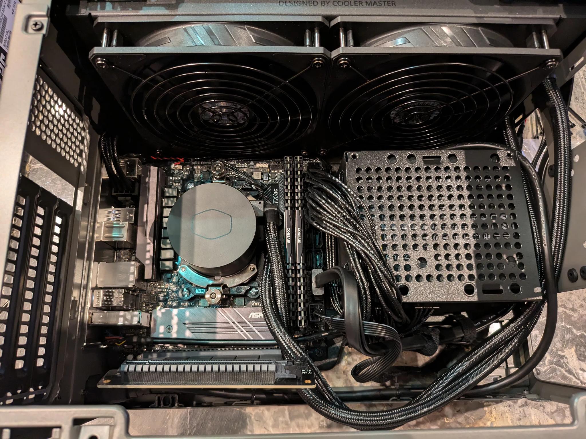 Gaming Desktop PC NR200P AMD Ryzen 5700X3D RTX 4070 32GB RAM 2TB SSD