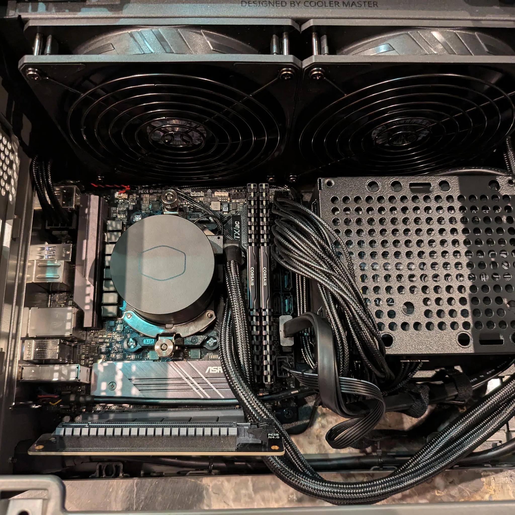 Gaming Desktop PC NR200P AMD Ryzen 5700X3D RTX 4070 32GB RAM 2TB SSD