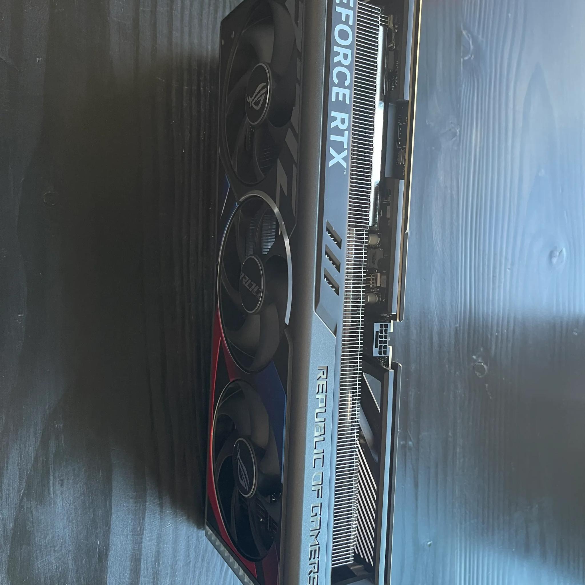 ⚠️NEW OPEN BOX⚠️ Asus ROG Strix GeForce RTX 4090 OC Edition 24GB GDDR6X