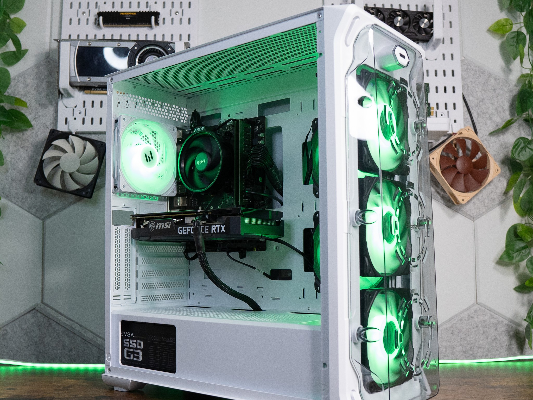 🟣⚪ | MSI RTX 3060 12GB | RYZEN 5 3500X | 32GB DDR4 RAM | 1.5TB | VaporWave 1.0 |