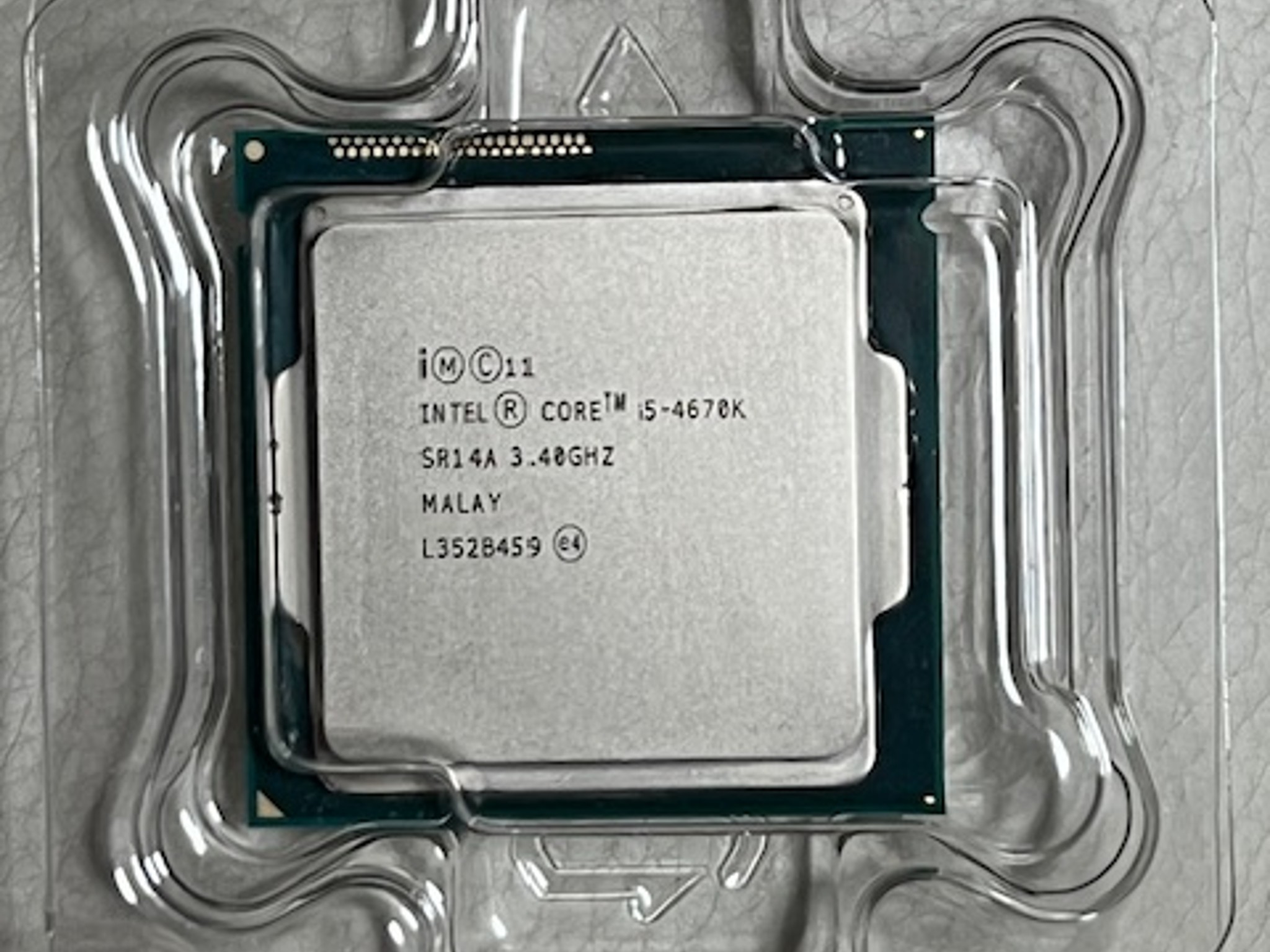 Intel Core i5-4670K - Core i5 4th Gen Haswell Quad-Core 3.4 GHz LGA 1150 84W Intel HD Graphics