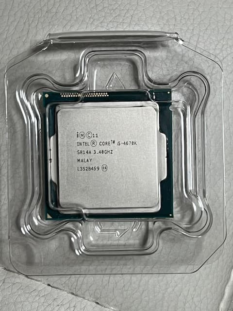 Intel Core i5-4670K - Core i5 4th Gen Haswell Quad-Core 3.4 GHz LGA 1150 84W Intel HD Graphics