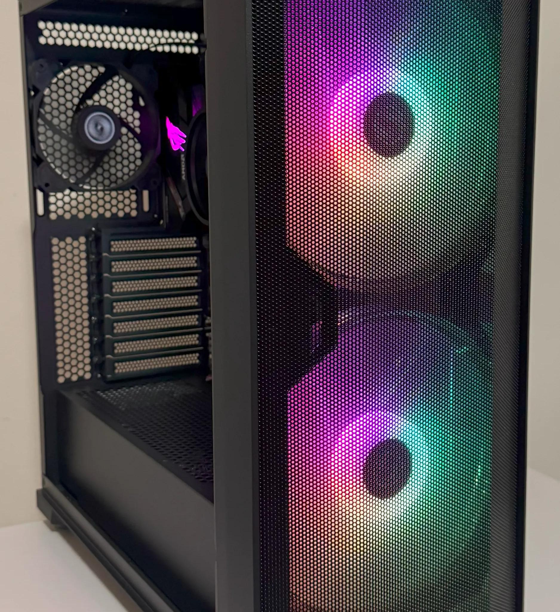 ASUS STRIX B550-F AMD Ryzen 5 5600GT Gaming PC Radeon Vega 7 Graphics 32GB DDR4 1TB SSD Lian Li 215