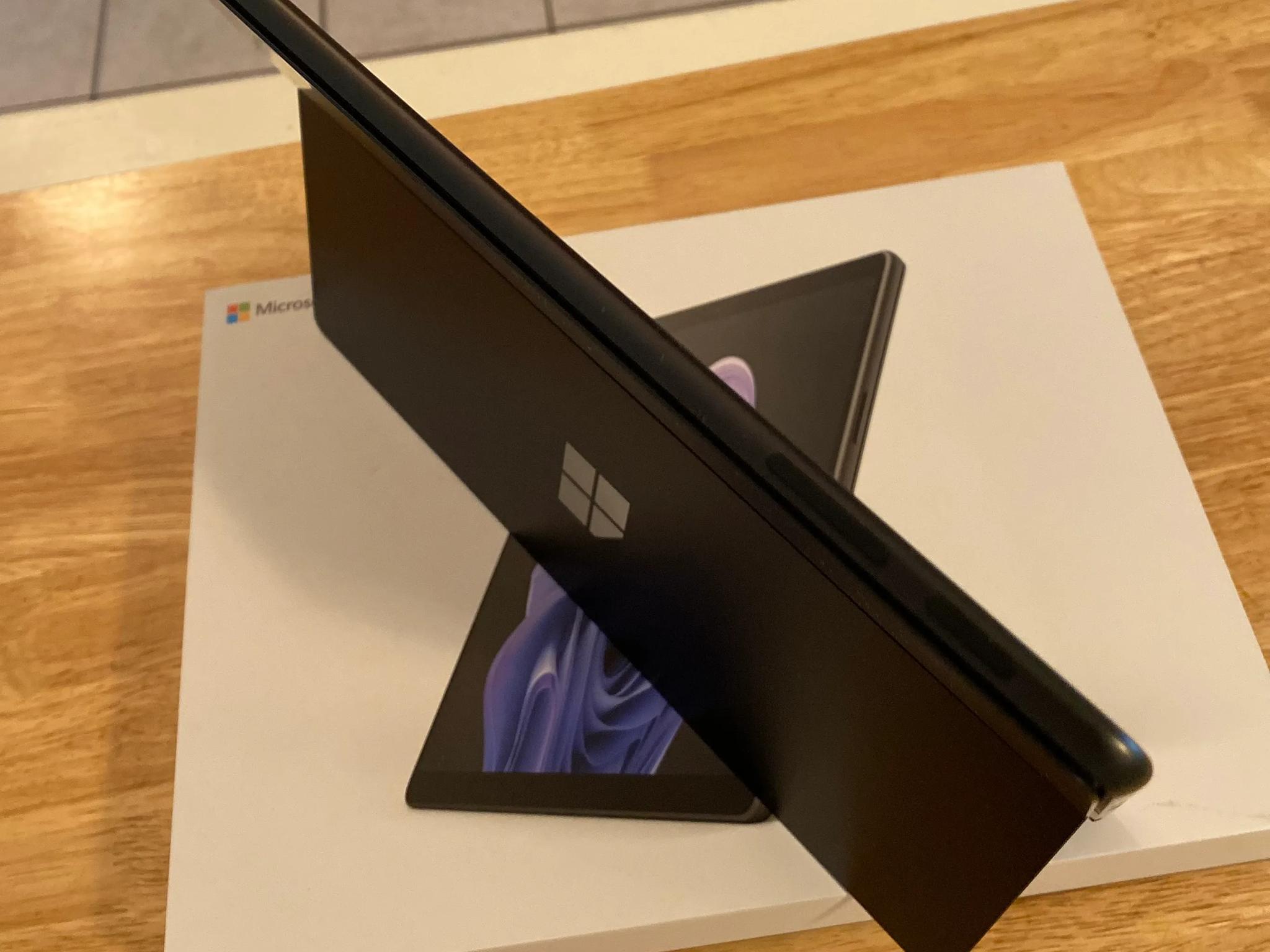 Microsoft Surface PRO 9 Model 2038 / Wi-Fi 6E connectivity / Bluetooth® Wireless 5.1 technology