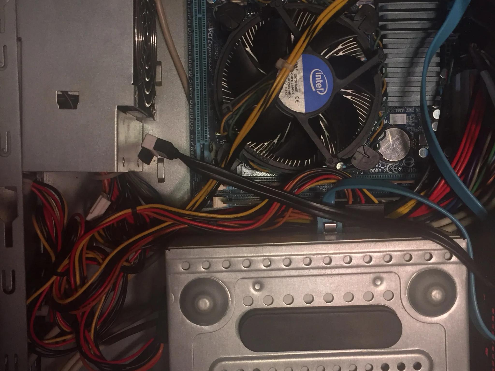 Altex Office PC Intel i3-3220, 8GB Ram, NO HDD/OS