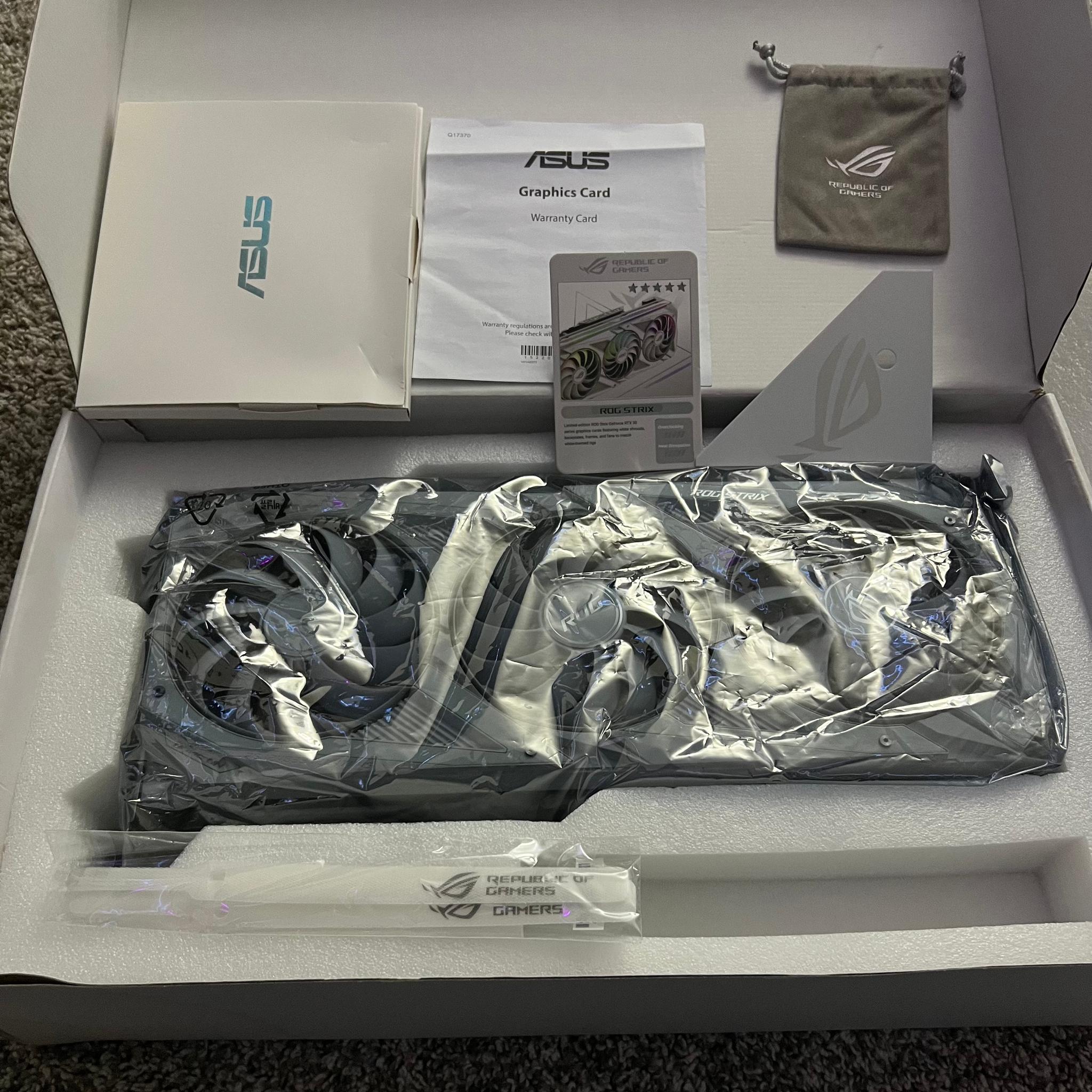 ASUS ROG Strix GeForce RTX 3090 OC White Edition 24GB GDDR6X