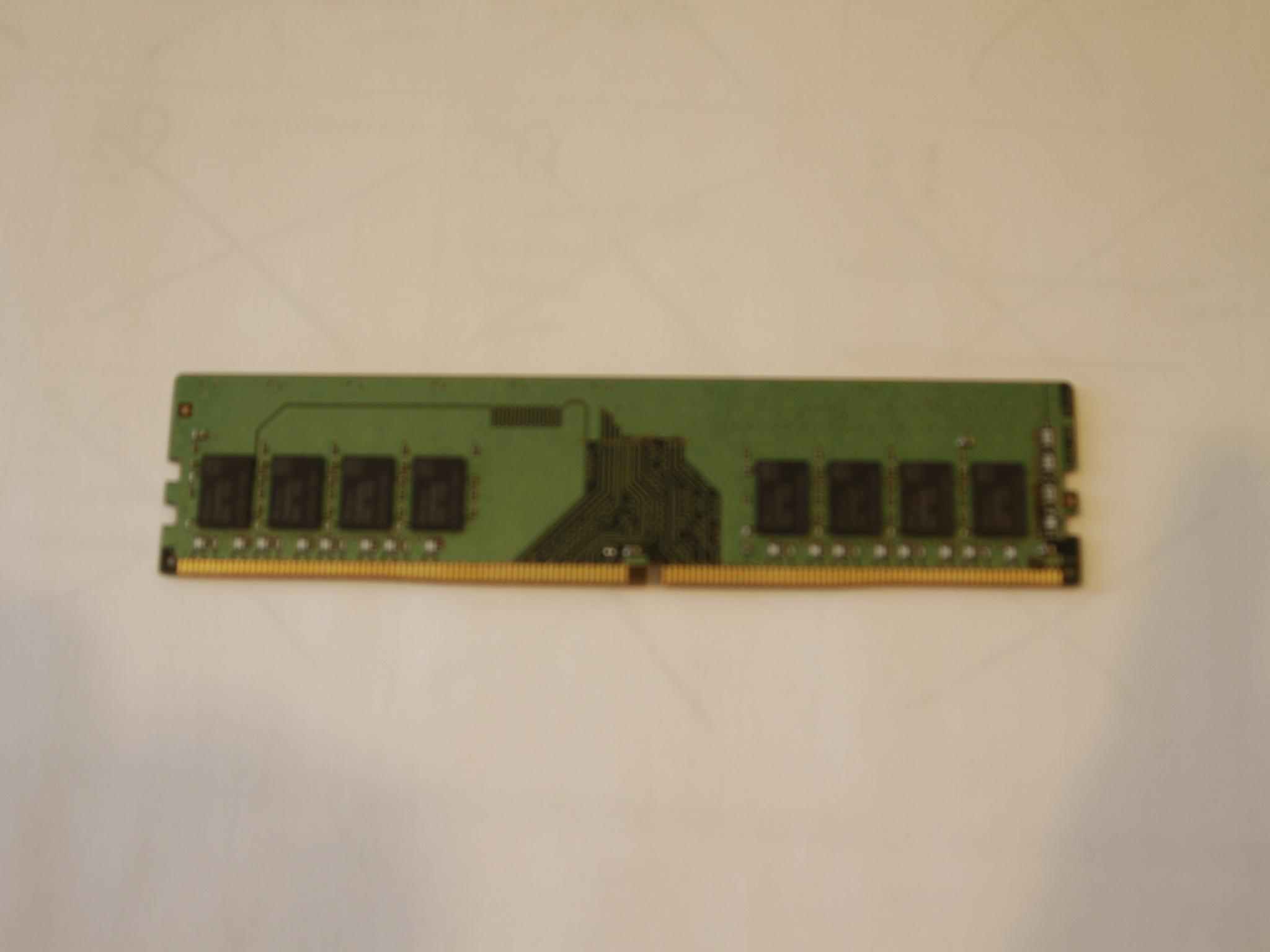SKhynix DDR4-2666 (1 x 8GB)