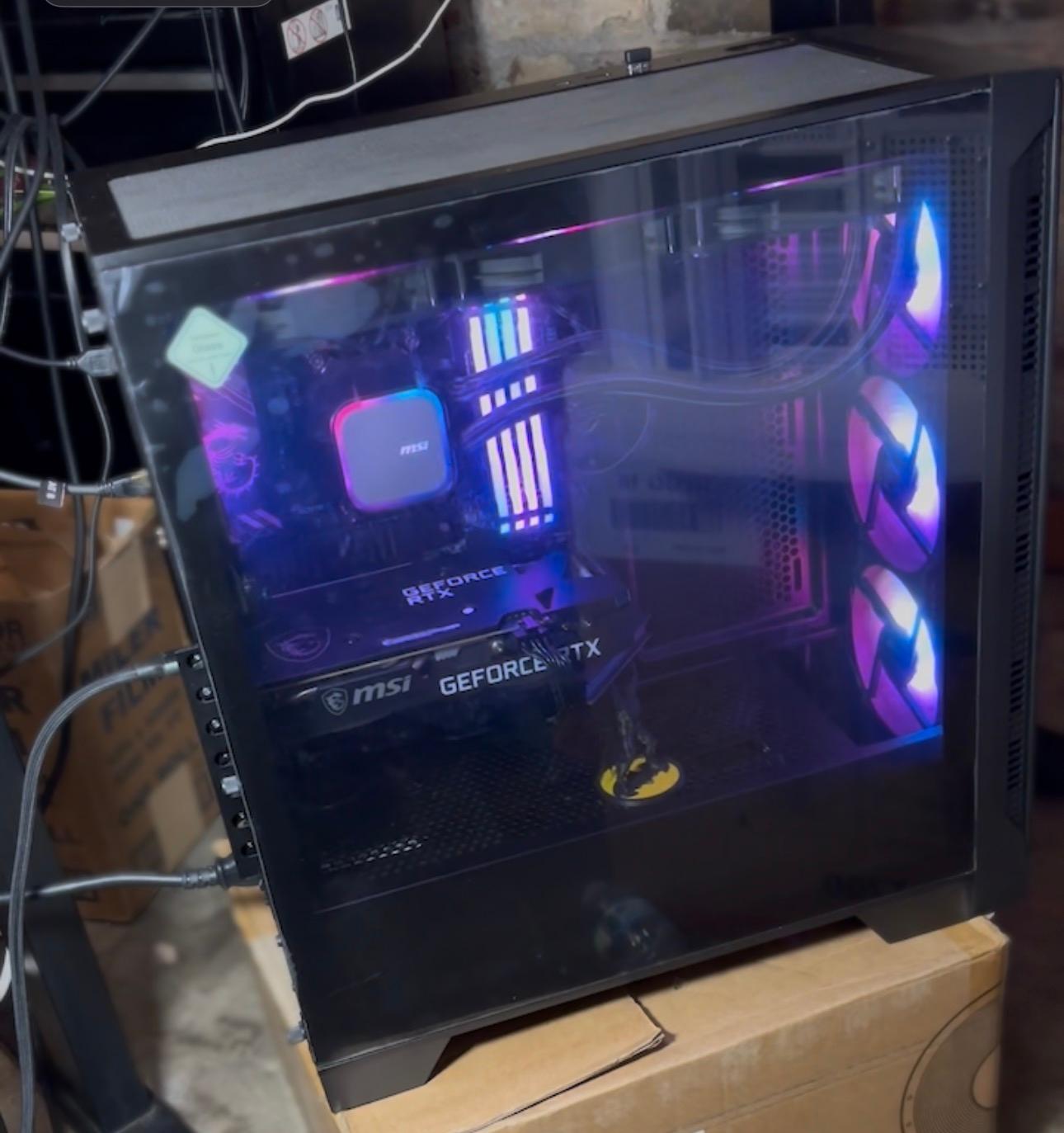 itle: Gaming PC – Ryzen 5 5600X | RTX 3060 | 32GB RGB | 1TB SSD  Description: Clean MSI gaming PC