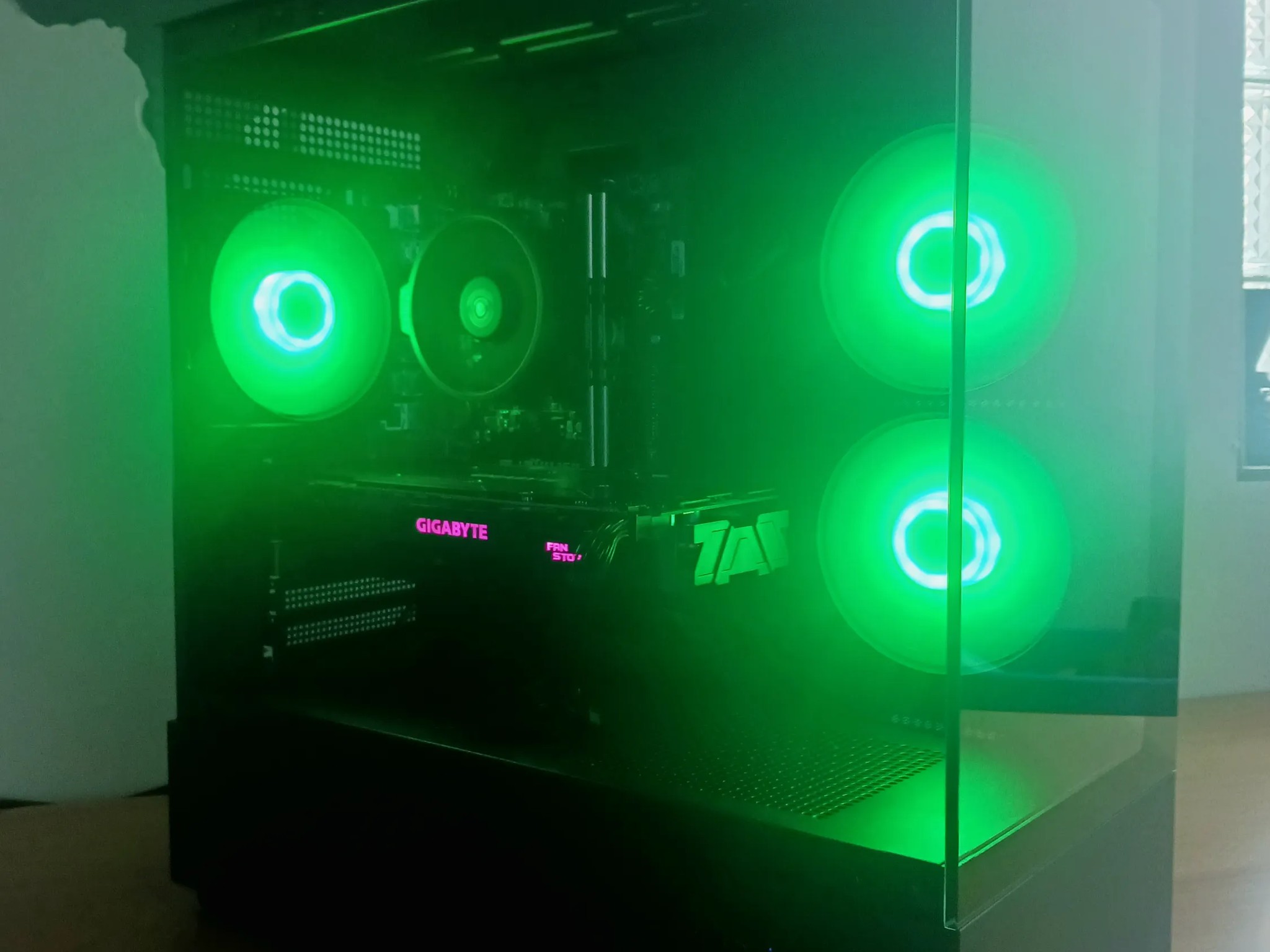 Budget Gaming PC! Ryzen 5 3600 - GTX 1070 - 16 GB DDR4 RAM
