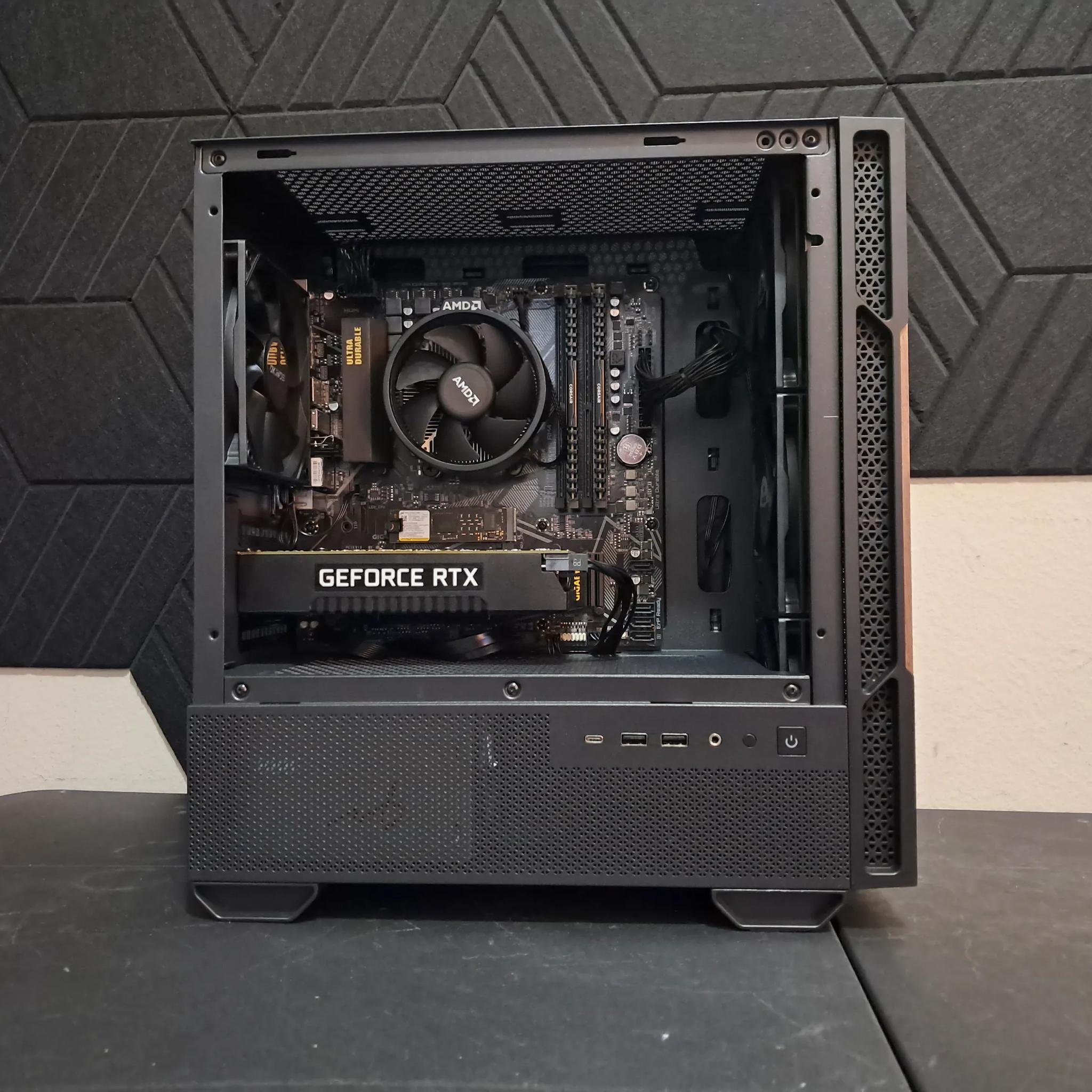 🪵Sleek Woodgrain Gaming PC!🪵RTX 2060 Super 8GB | Ryzen 5 3500 | 16GB DDR4 | 1TB SSD