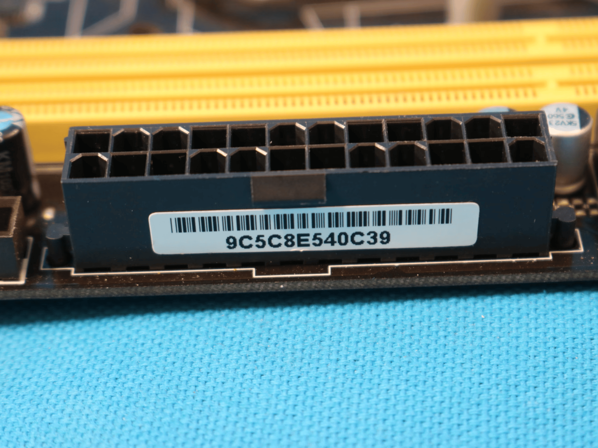 Asus H110-M/M32CD/DP_MB Intel LGA1151/Socket H4 DDR3L MicroATX Desktop Motherboard & I/O Shield