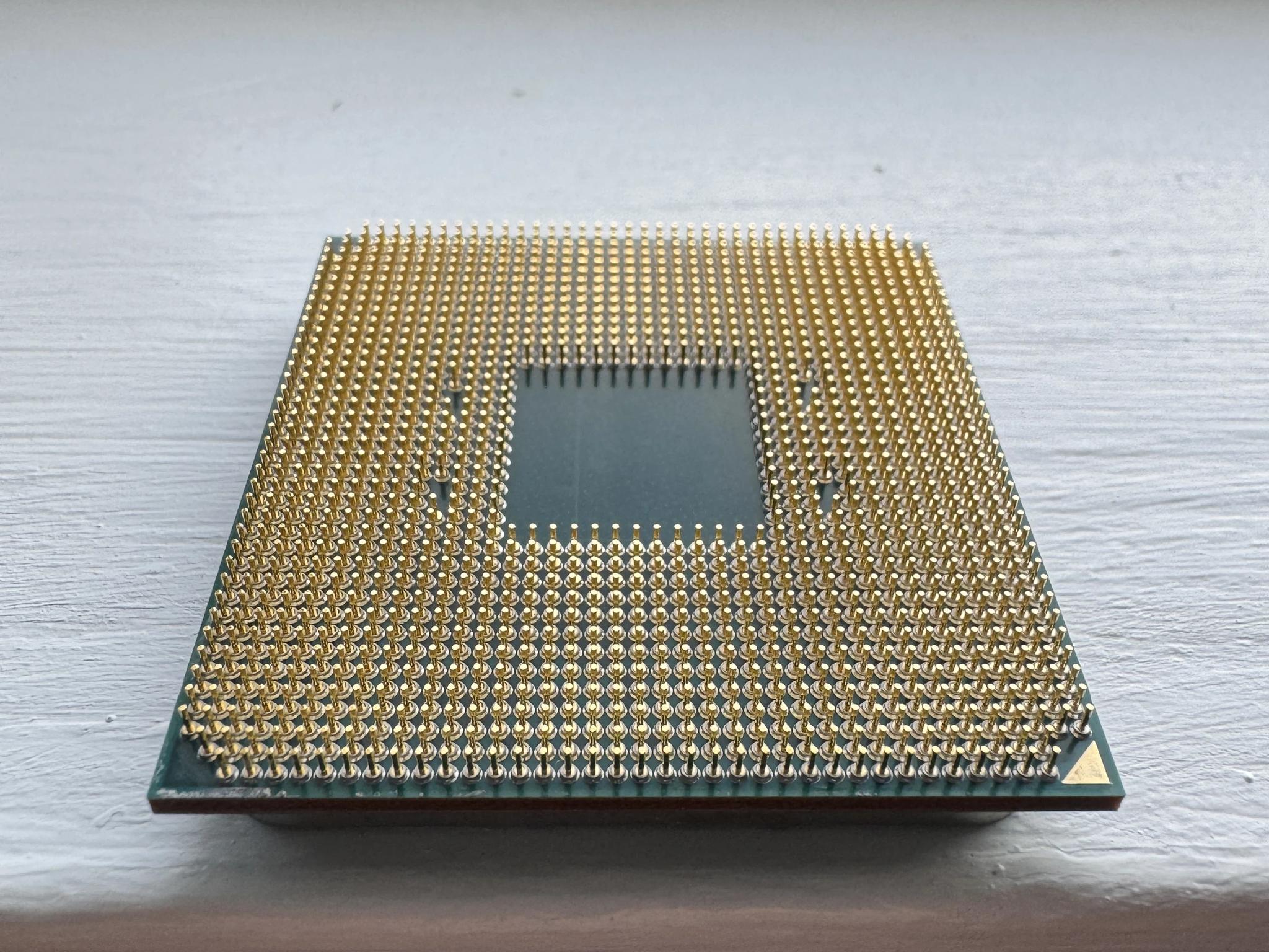 AMD Ryzen 5 5600X 6-core, 12-thread unlocked desktop processor with Wraith Stealth cooler