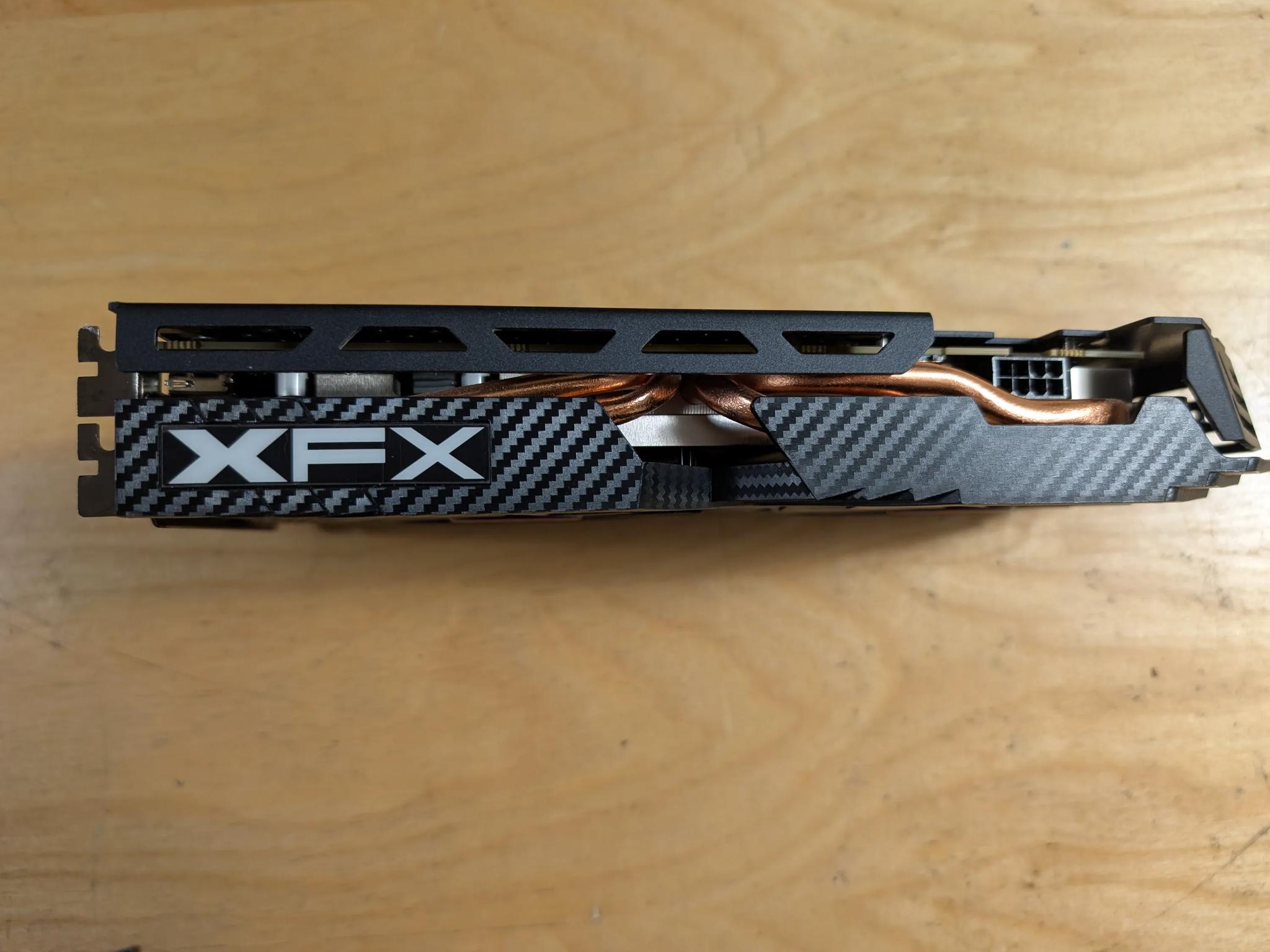 Intel Core i5 9500T + AMD RX 580 4GB