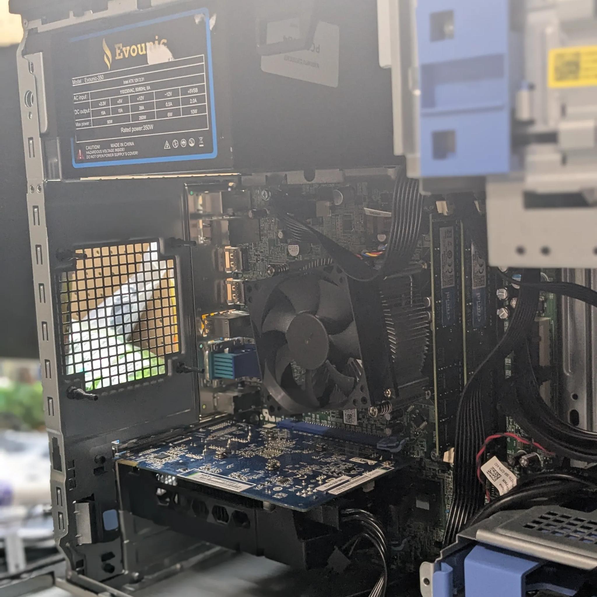 Scratch and Dent | 60 FPS Fortnite | Xeon E3 (Similar to i7-2600S), 16GB RAM, 256GB SSD, Win10, WiFi
