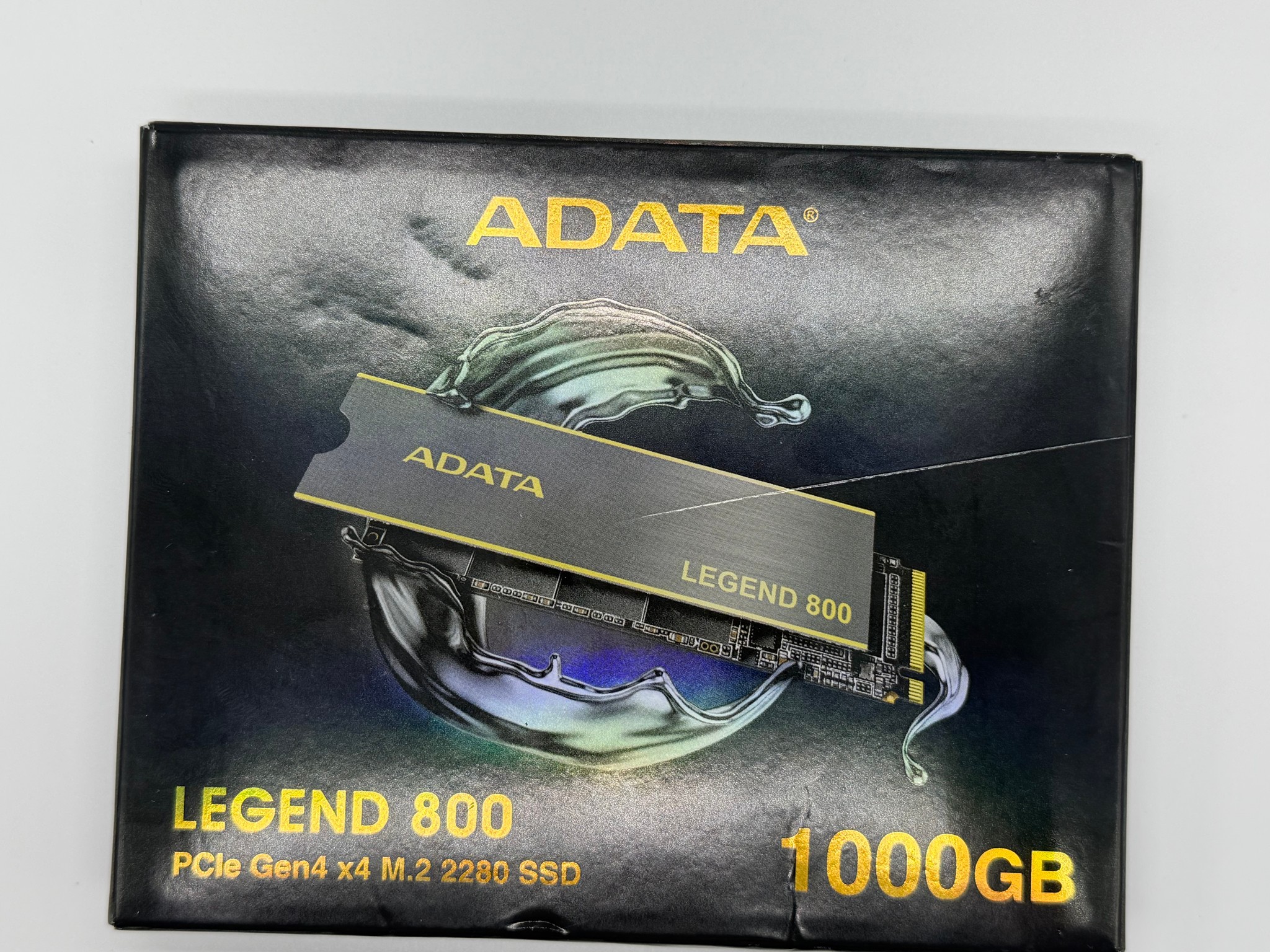 ADATA Legend 800 Gold 1TB M.2 NVMe Gen 4.0 x 4 SSD ALEG-800G-1000GCS