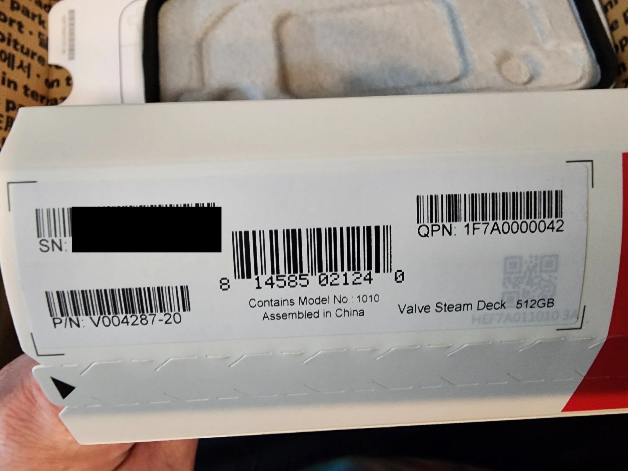 Steam Deck 500GB OLED Screen In original box.  Like New less than a hour of use.