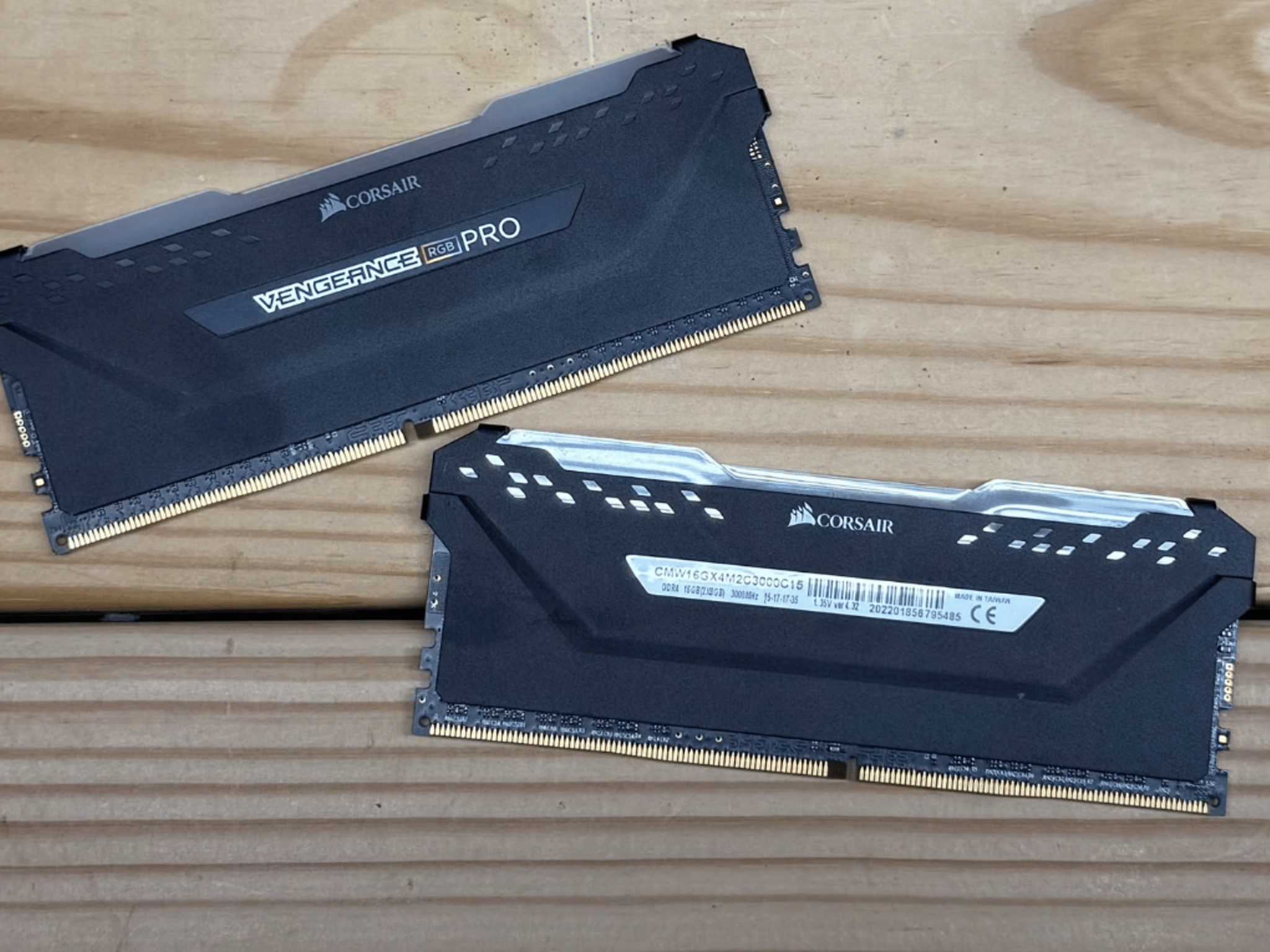 Corsair Vengeance RGB Pro 16gb kit (8gb x 2)