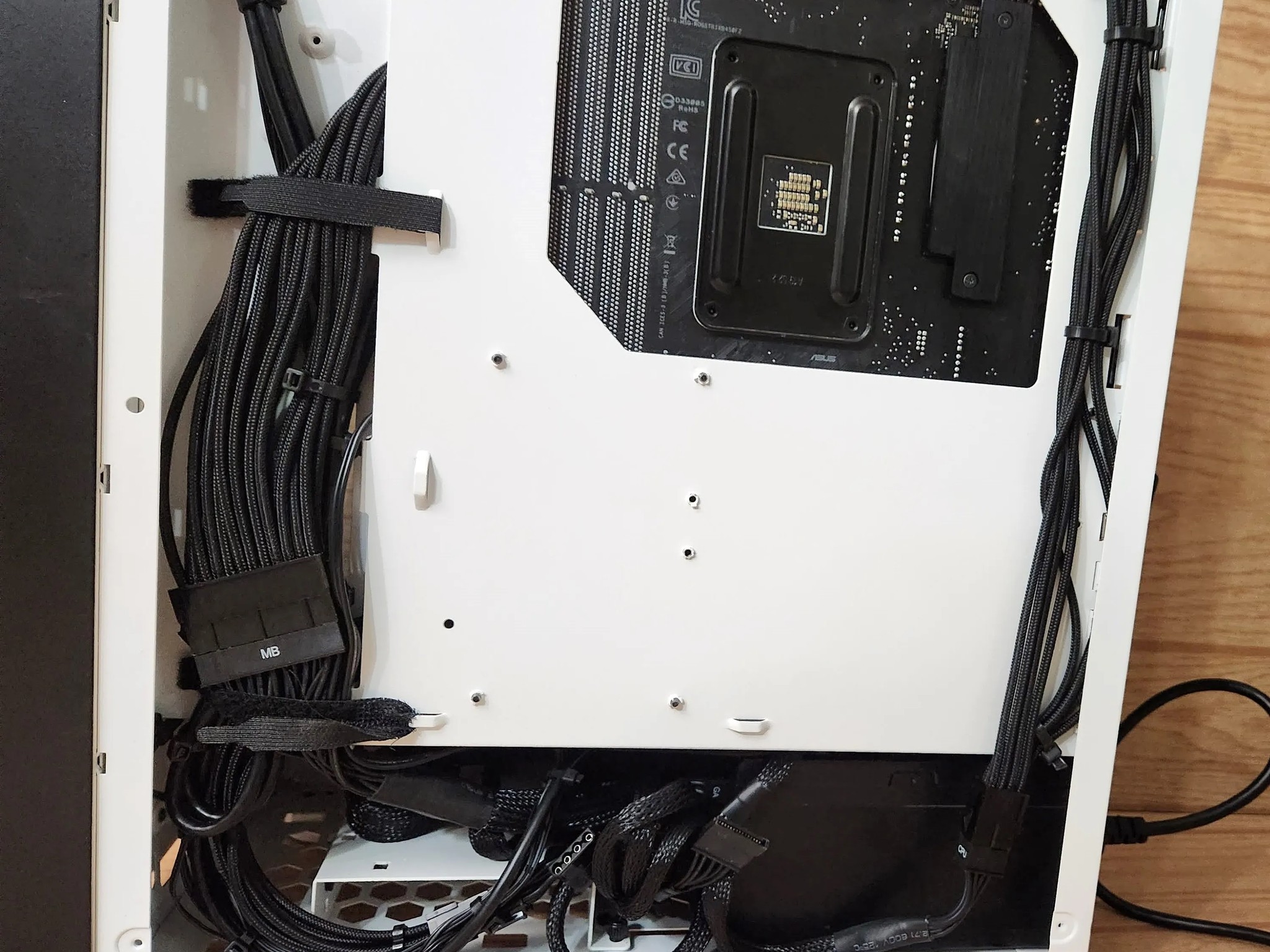 Custom Gaming PC-GTX 1070 R5 1400  512GB SSD 16GB RAM