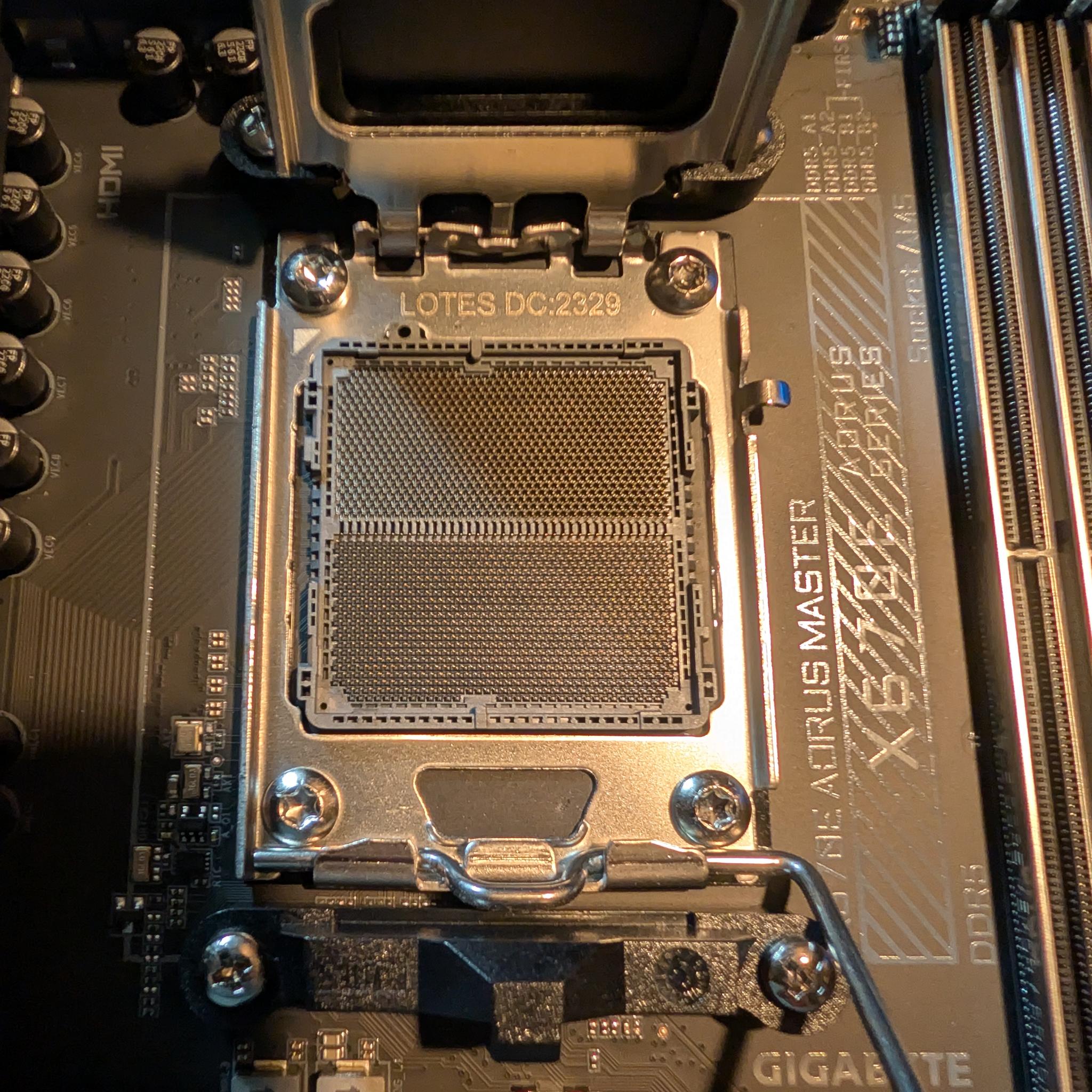 Gigabyte X670E Aorus Master Motherboard