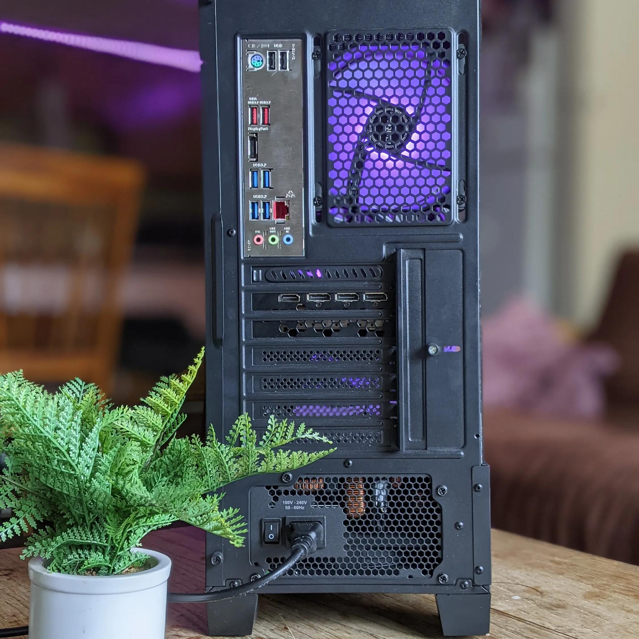 I7 10700k RTX 3070ti gaming and streaming pc