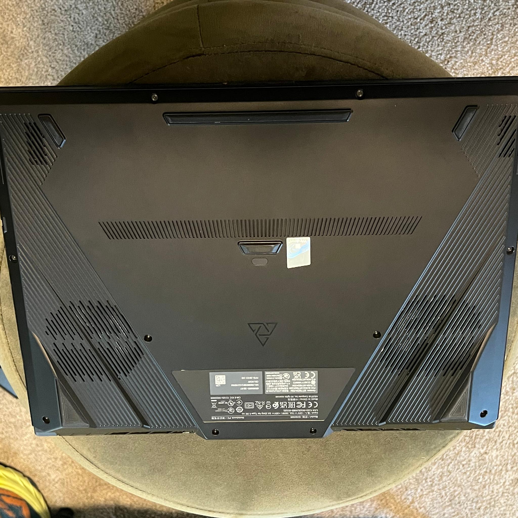 Asus ROG Zephyrus Duo 16 Gaming Laptop - R9 6900HX / RTX 3080 Ti