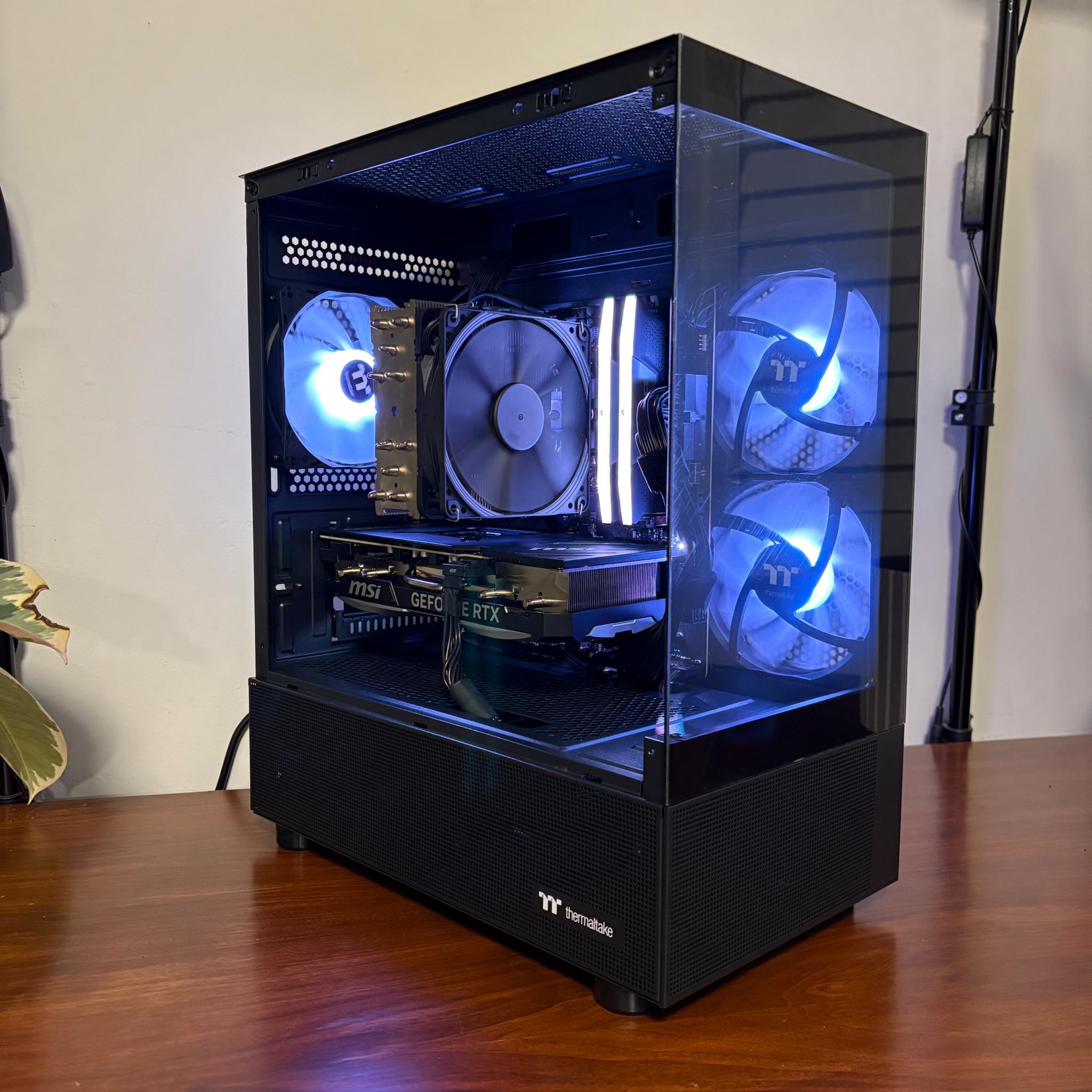 RTX 4070 TI Super | Ryzen 7 7700X | 32GB DDR4 | 1 TB SSD | 750W PSU | 3x 120mm Fan | mATX Case