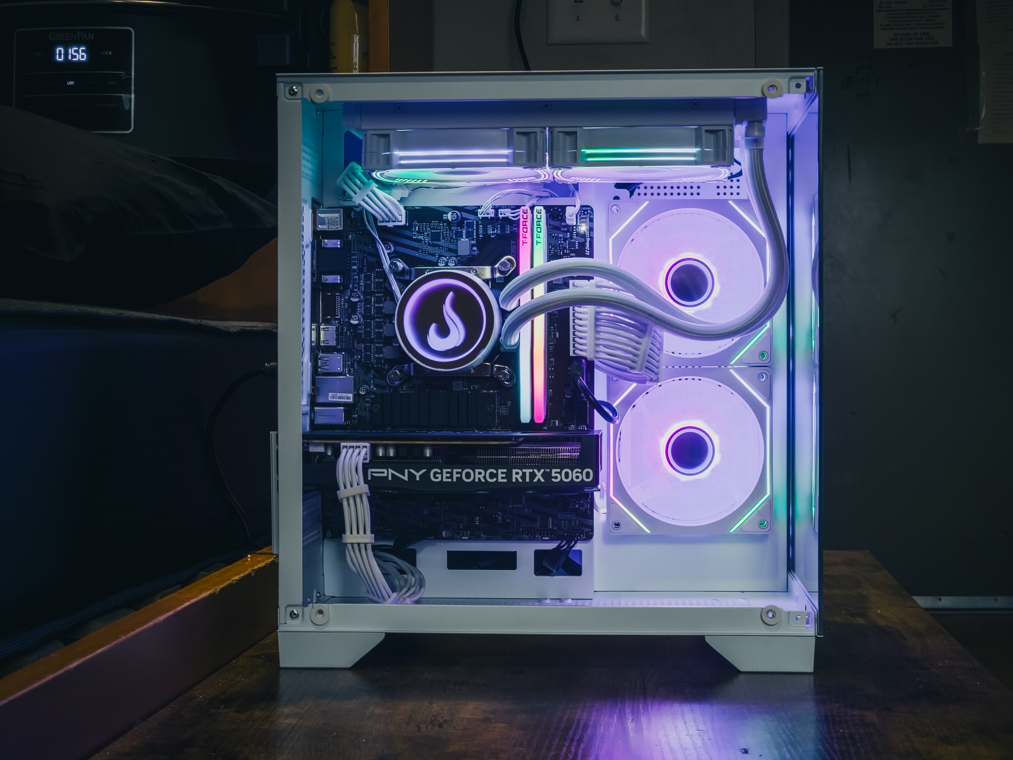 🤍 White RGB Gaming PC – RTX 5060 | i5-10400F | 16GB DDR4 | 512GB NVMe 🤍