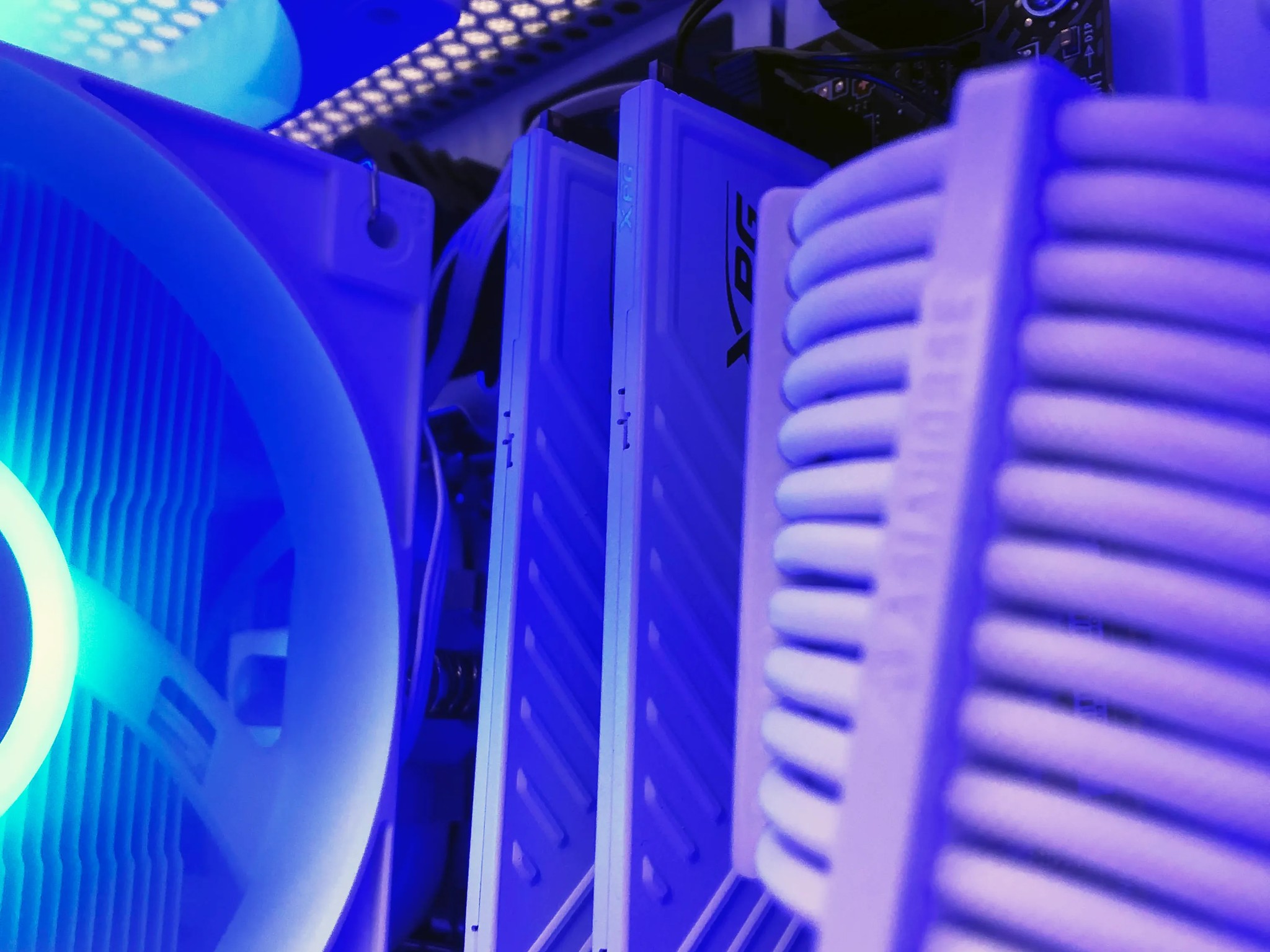 🚀The Explorer 2 White Gaming PC🚀 RTX 4060 8GB | i5-12400F | 16GB DDR4 | 1T M.2 | Windows 11 Home