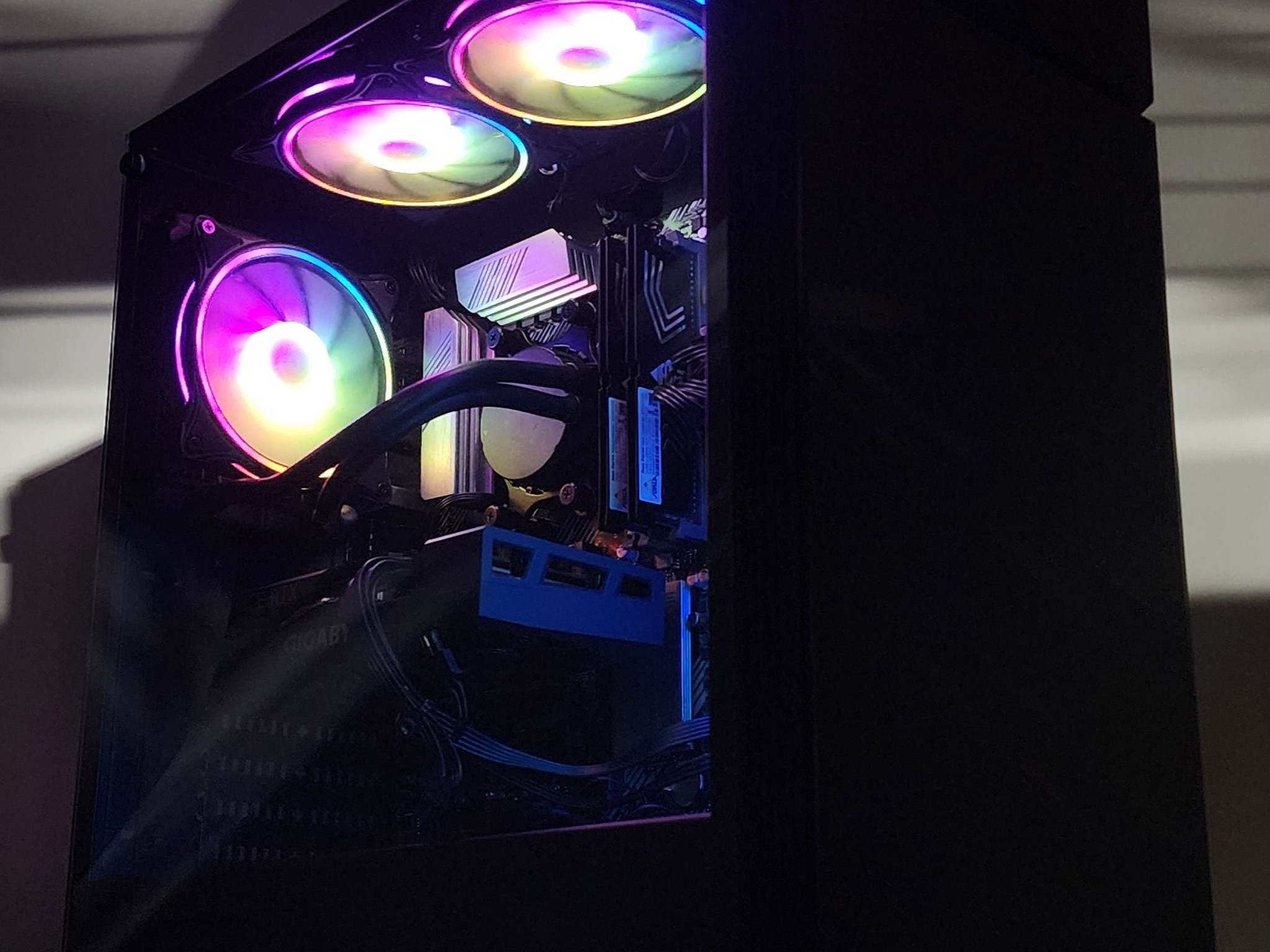 Gaming PC Ryzen 5 3600 16GB RAM 256GB SSD + 1TB HDD RTX 3050 8GB Win11 Computer