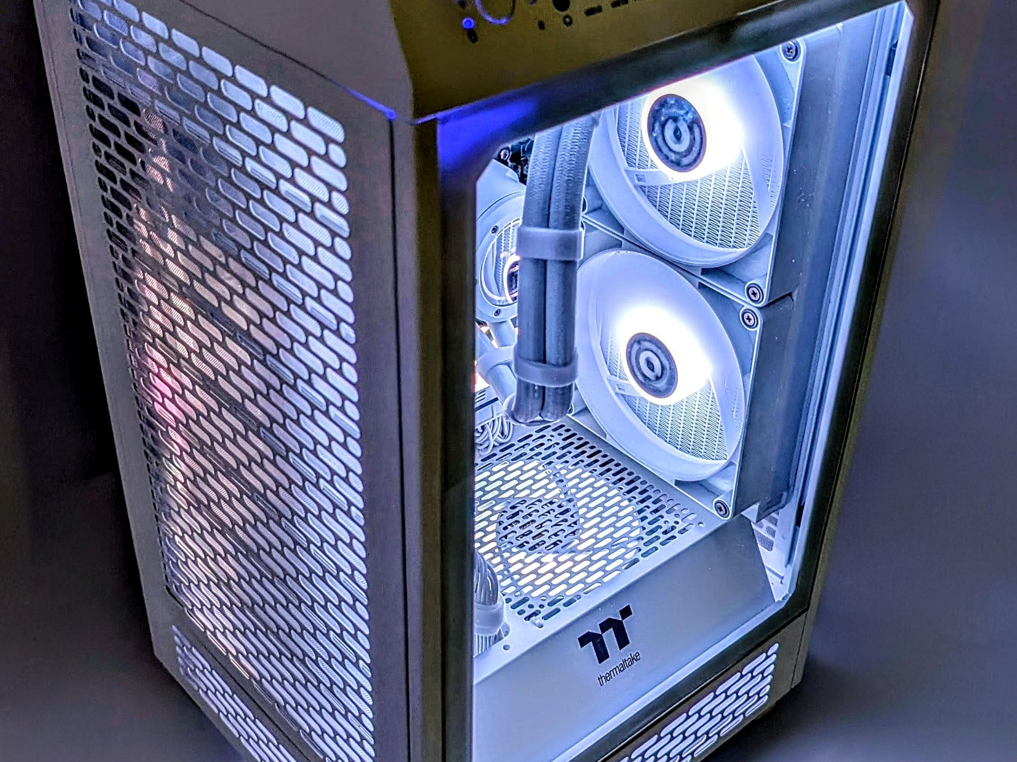 ☆★✮ Thermaltake White Out ✮★☆ All New
