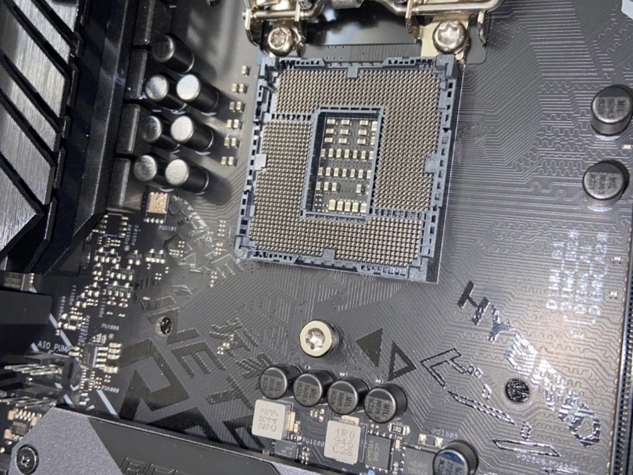 ASUS ROG STRIX Z390-E GAMING Motherboard