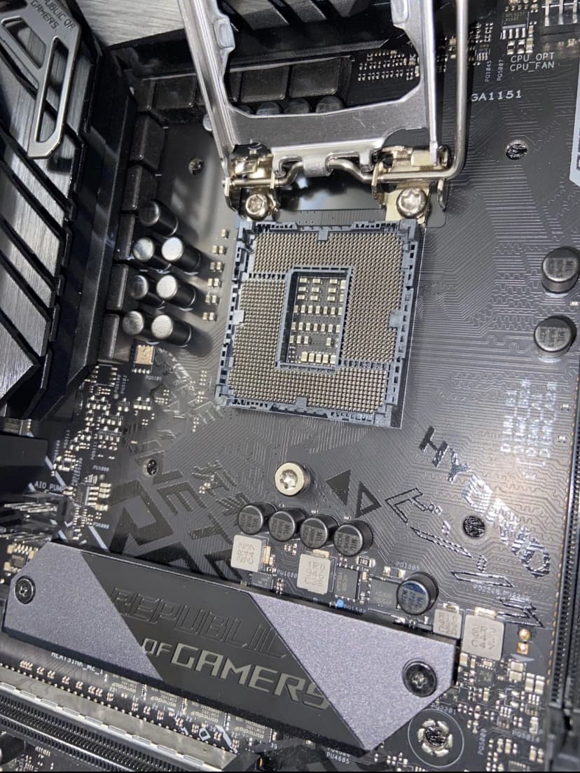 ASUS ROG STRIX Z390-E GAMING Motherboard