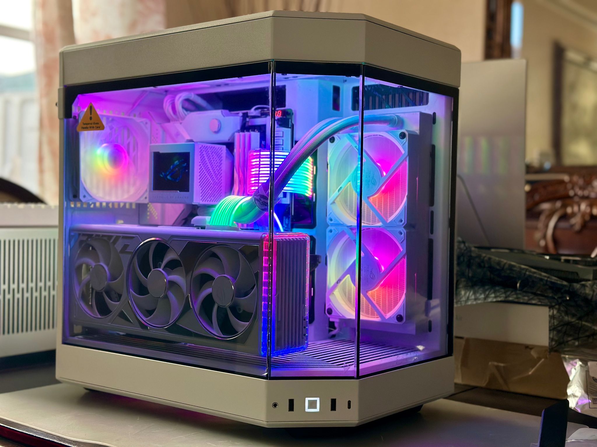 Unstoppable: 14700K, ROG 4080, 64GB 6000, 2TB, ROG FORMULA Z690, 850W, HYTE Y60, RYUJIN III 240mm