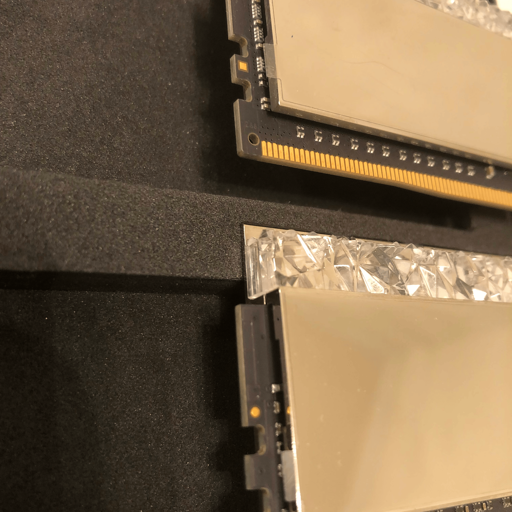 ***Like New*** G.Skill Trident Z Royal RGB 16GB (2 x 8GB) DDR4-3600 CL18 [SILVER]