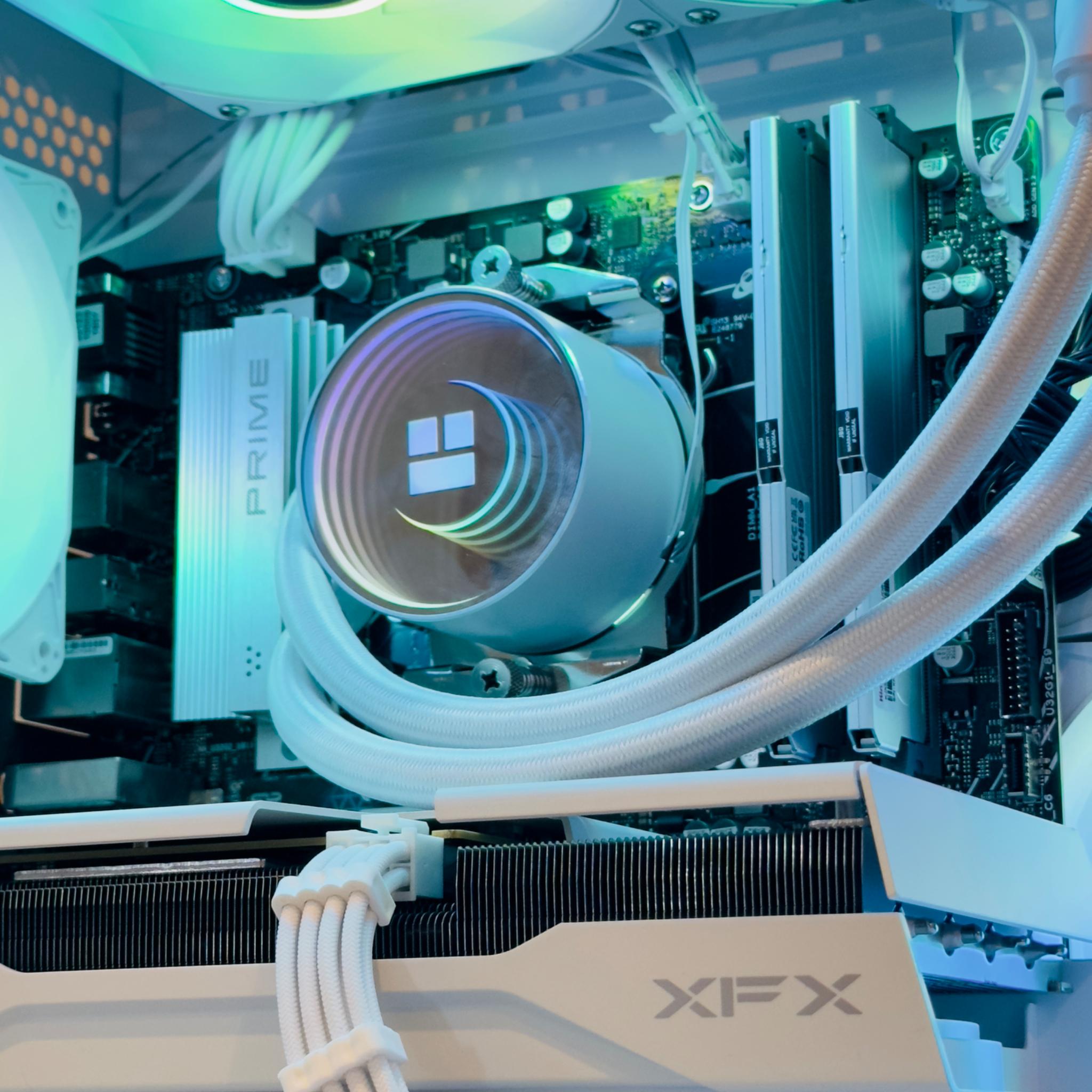 Ryzen 5 9600x / RX 9060XT 32 GB RAM 1TB SSD RGB Gaming/Streaming PC