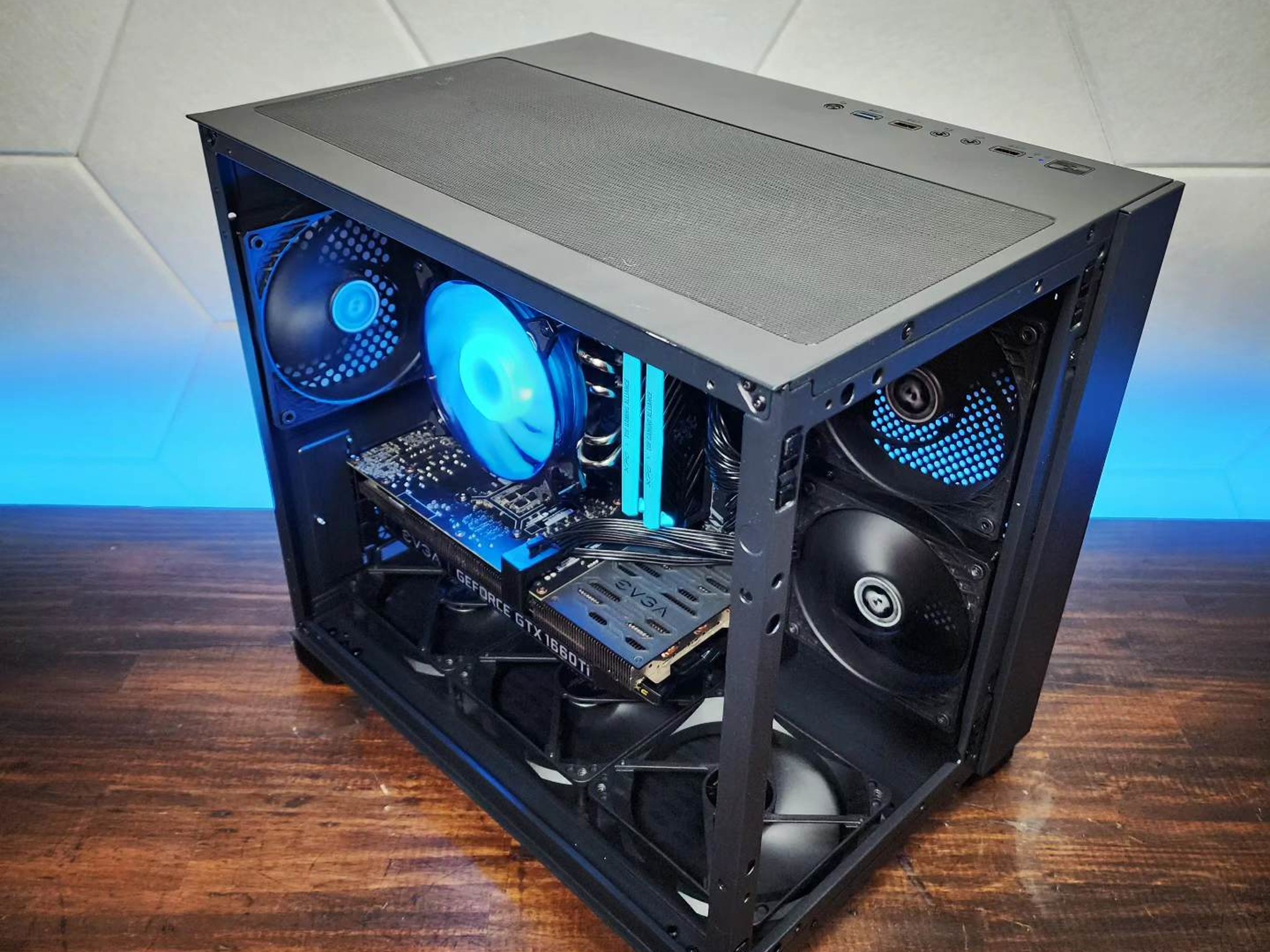 💙🖤💙 GTX 1660 Ti // Core i3 10100F // 16GB 3200MHz* // 1TB NVMe Gen 4