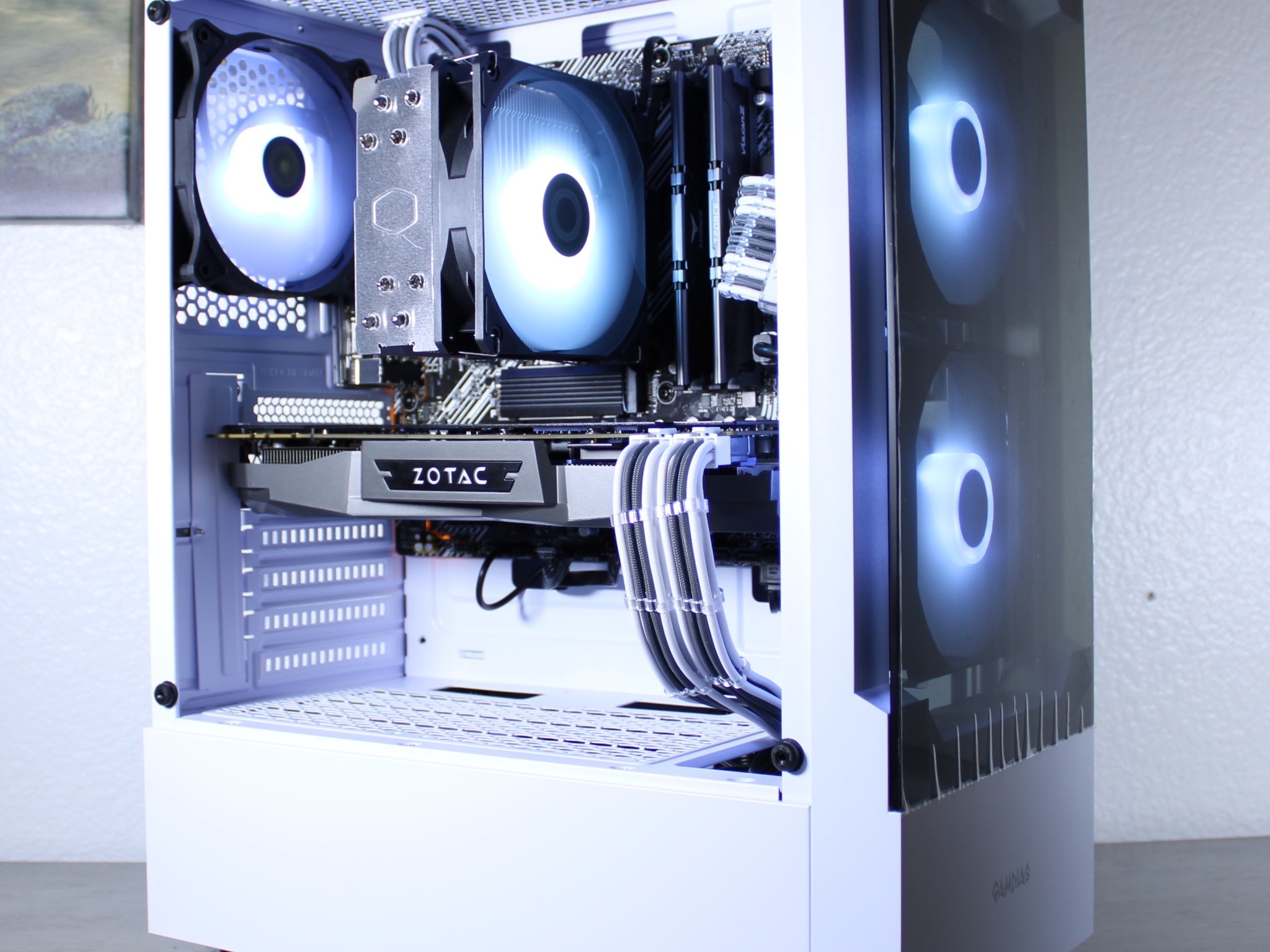 ⚫️⚪️ GAMING PC! | GTX 1070TI | Ryzen 5 2600x | 16GB Ram | 1TB NVME | Win 10 Activated | WIFI
