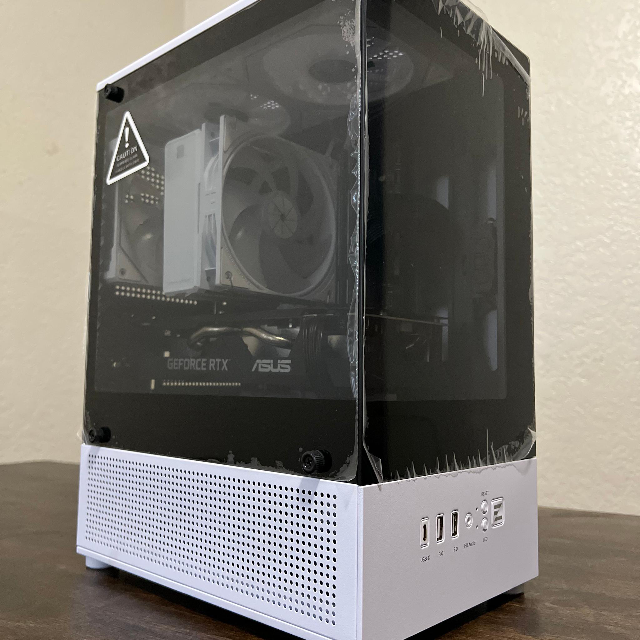 Custom White Gaming PC | i7 8700 | RTX 2060 | 16GB Crucial Ballistix RAM | 512GB SSD