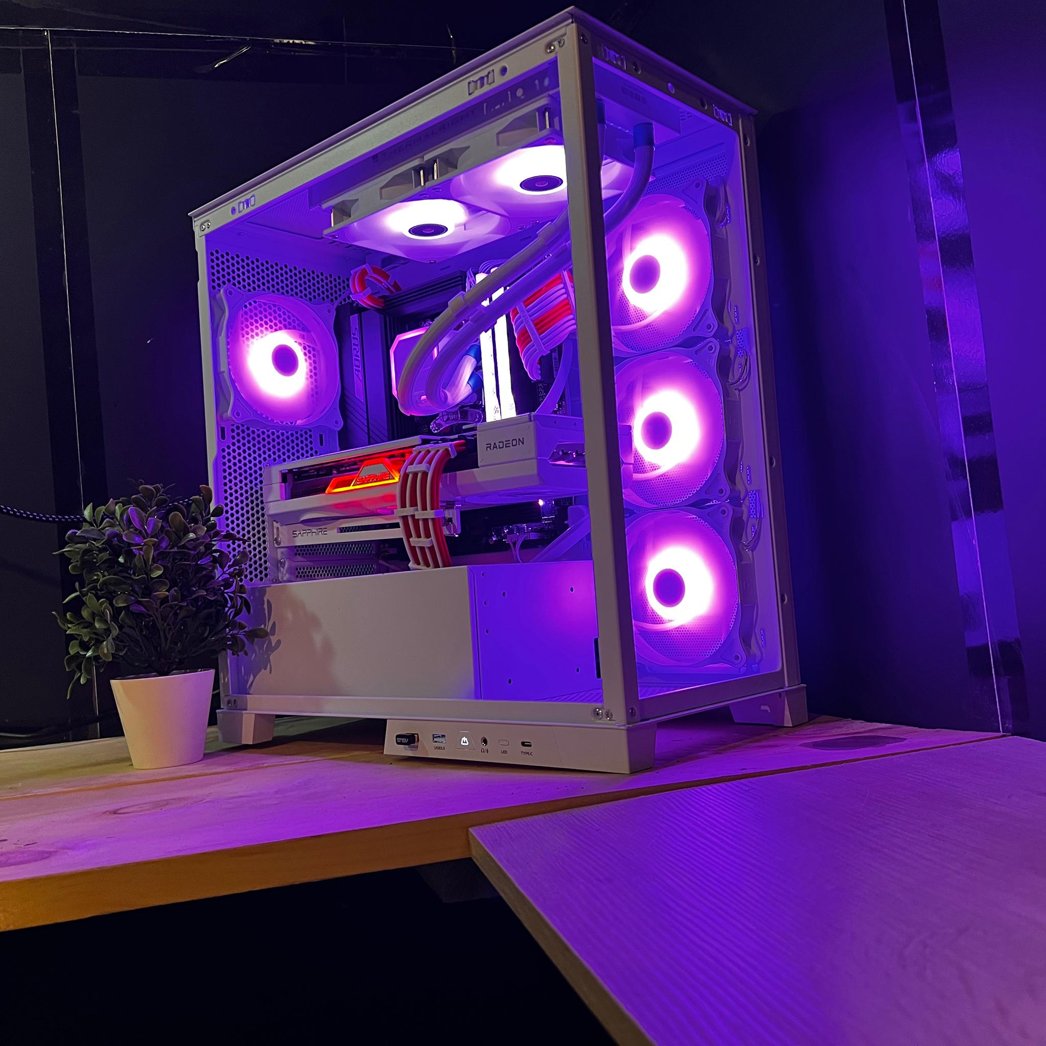 white wolf 7800x3d 7800xt 32g ddr5 no compromise gaming pc/content creation