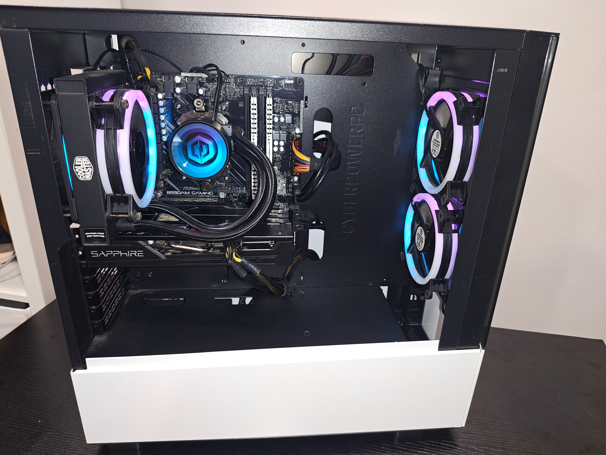 Budget mid ranged 1080p/1440p amd gaming pc!