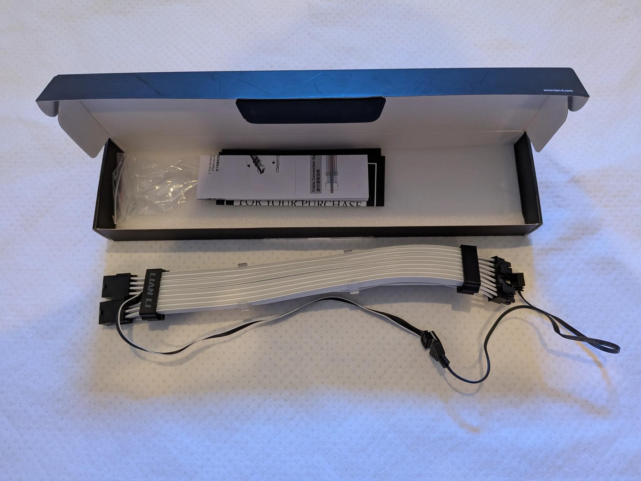Lian Li Strimer Plus RGB 8-pin PCI-E power extension