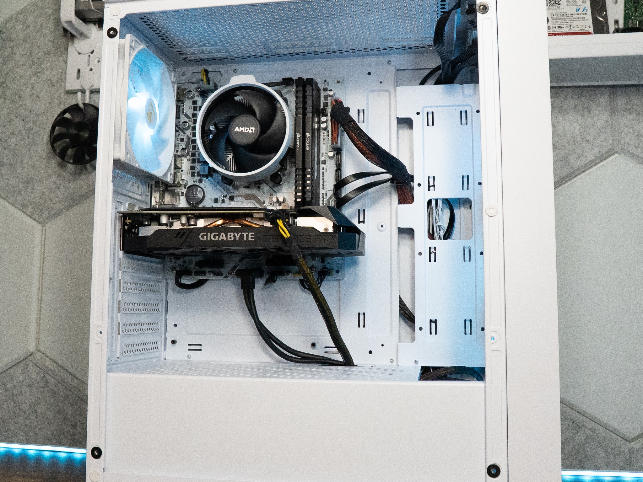 ❄️🌨 | Gigabyte RTX 2060 6GB | RYZEN 5 3600 | 16GB DDR4 RAM | 1.25TB | Arctic Freeze 2.0