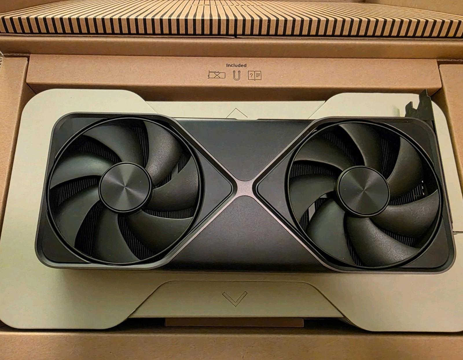 RTX 5090 Founders Edition 32GB