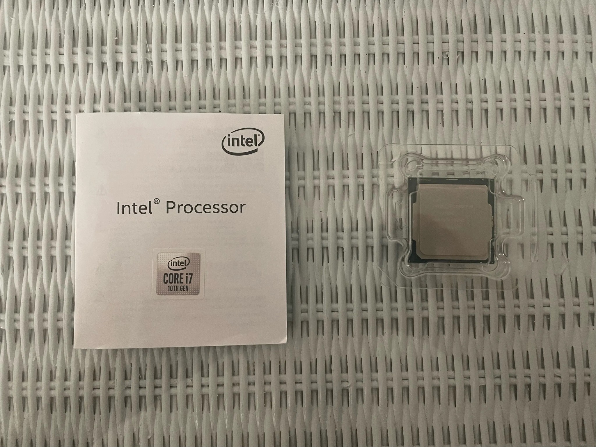 Intel Core i7-10700K Processor (With Manual)!